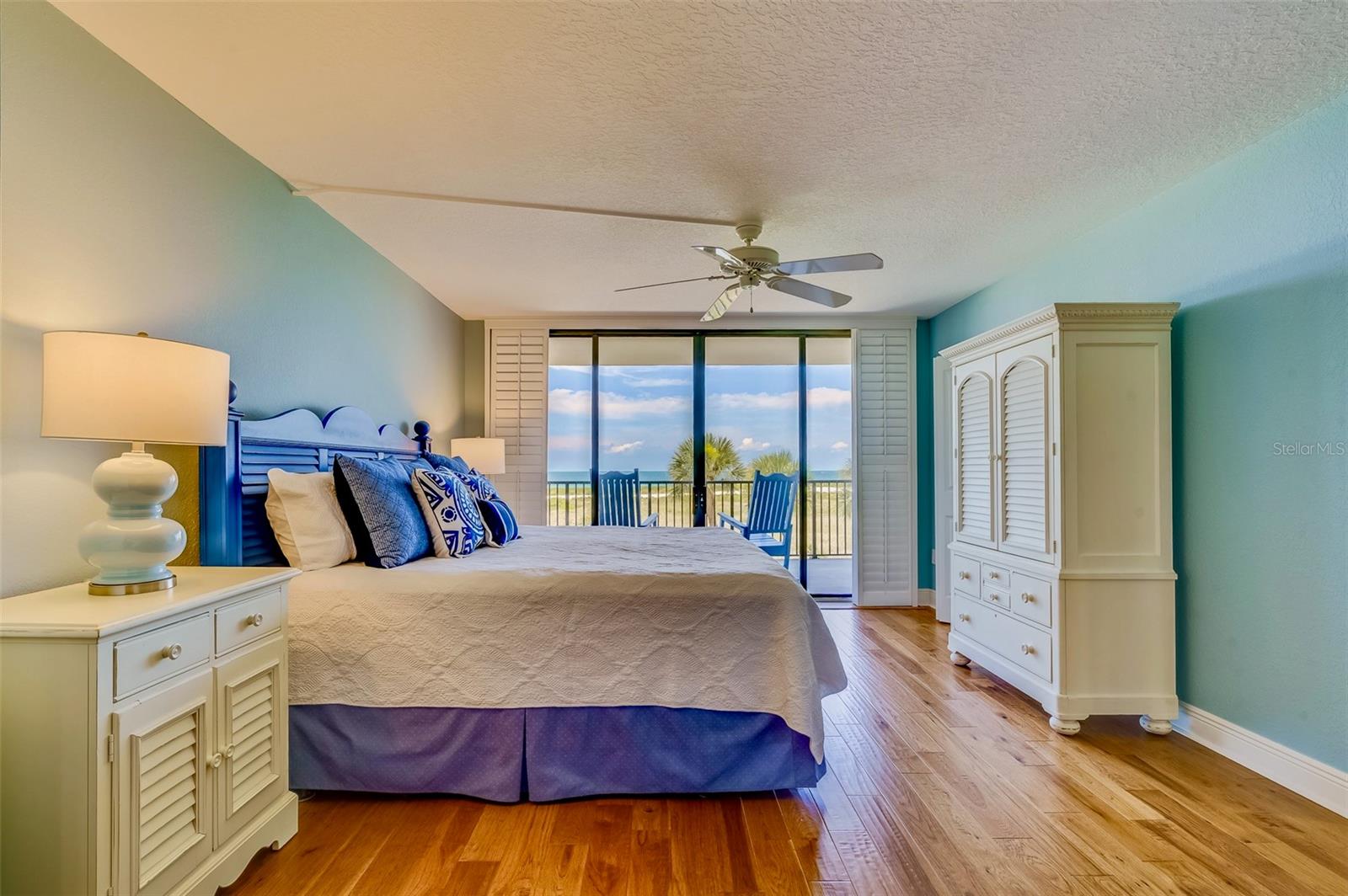 Image 20 of 41 For 1250 Gulf Boulevard 301