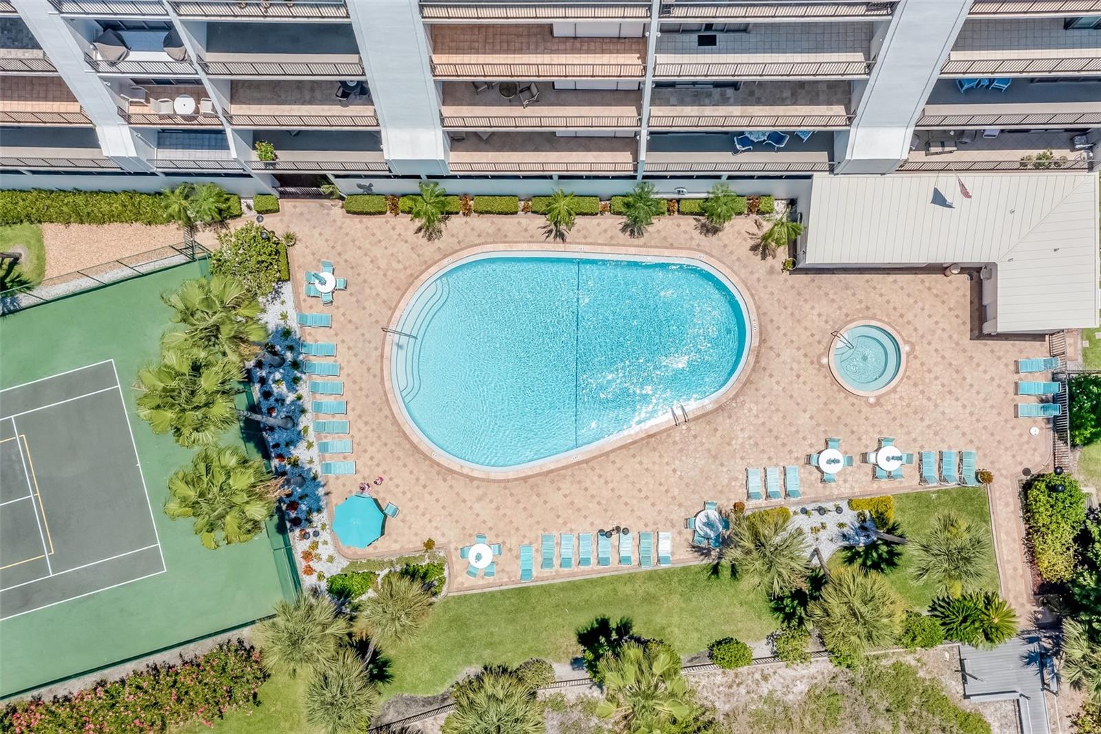 Image 35 of 41 For 1250 Gulf Boulevard 301