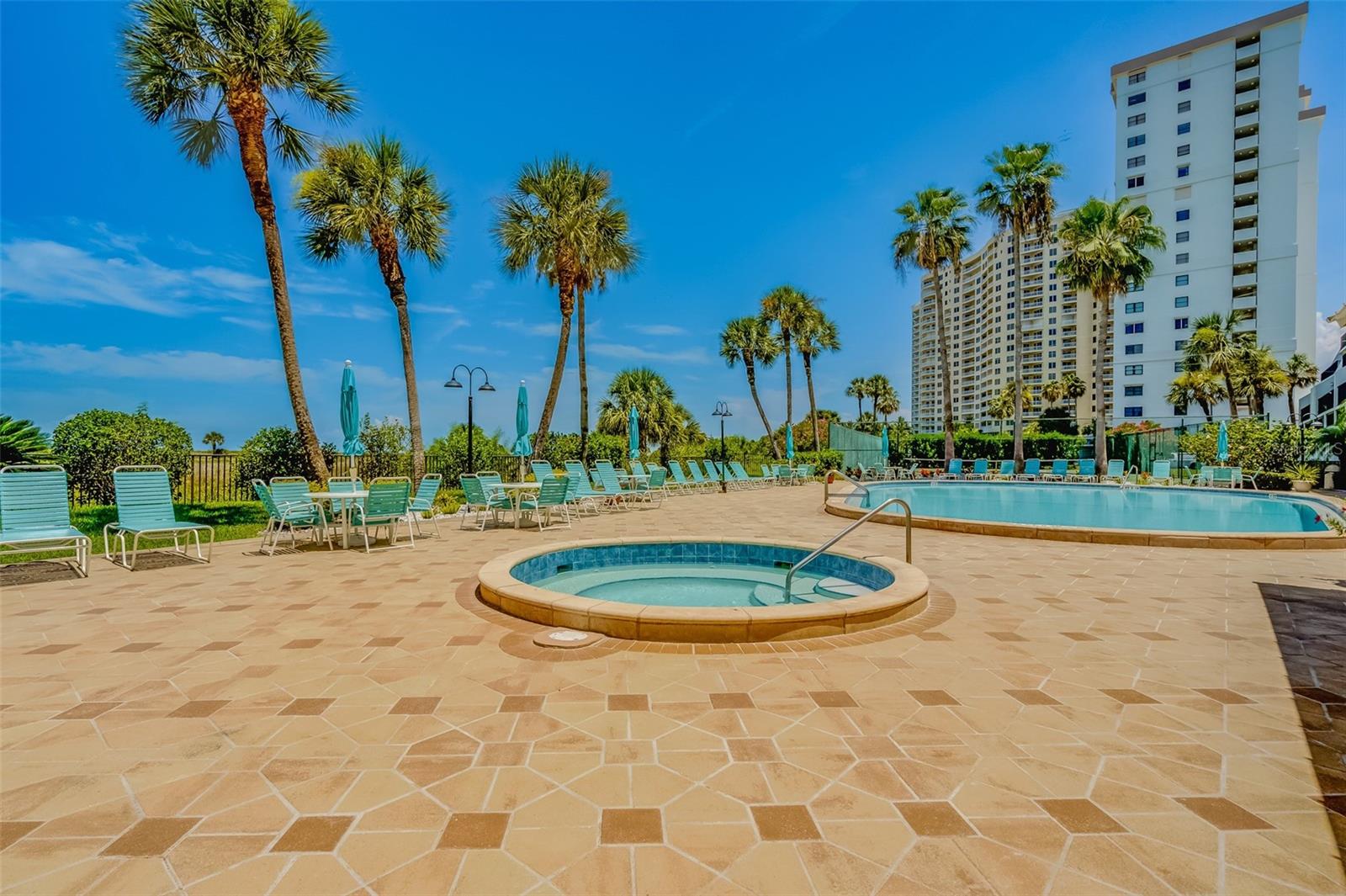 Image 39 of 41 For 1250 Gulf Boulevard 301