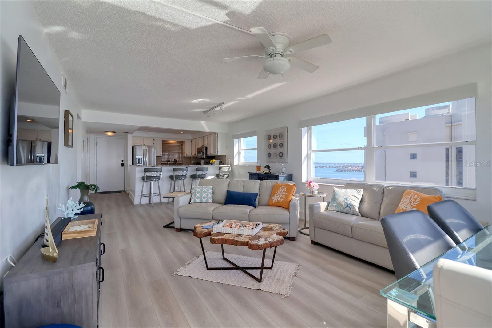 Image 8 of 46 For 1270 Gulf Boulevard 1901