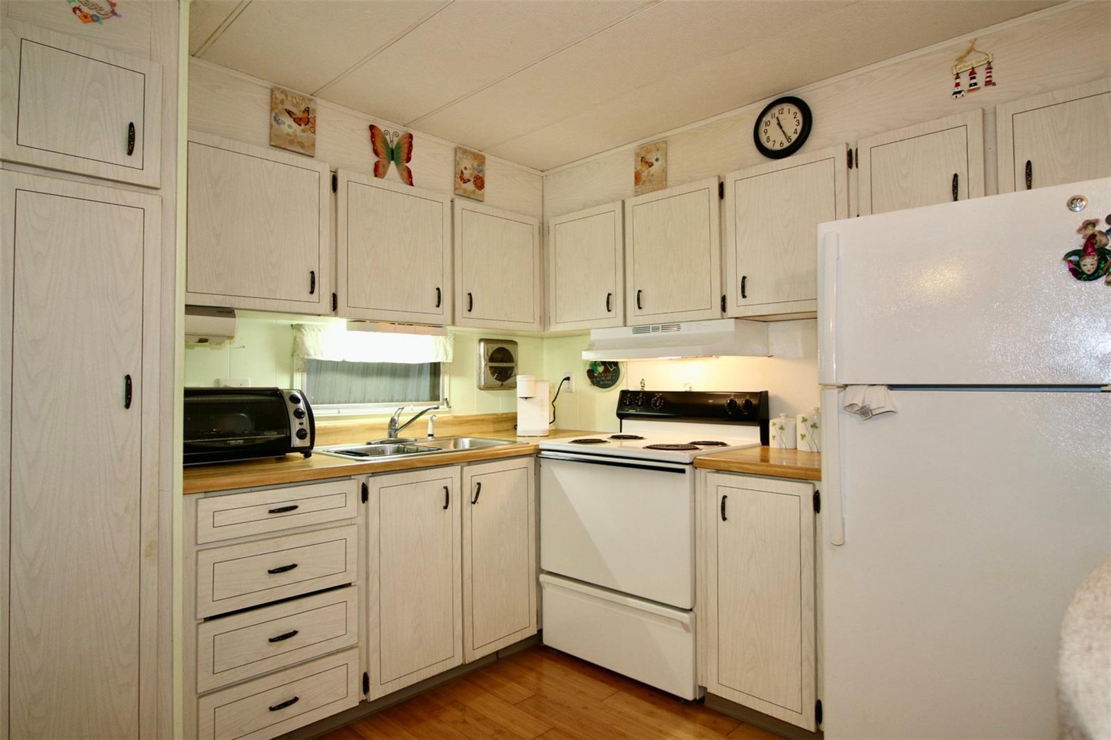 Image 14 of 46 For 82292 2nd Avenue N 292