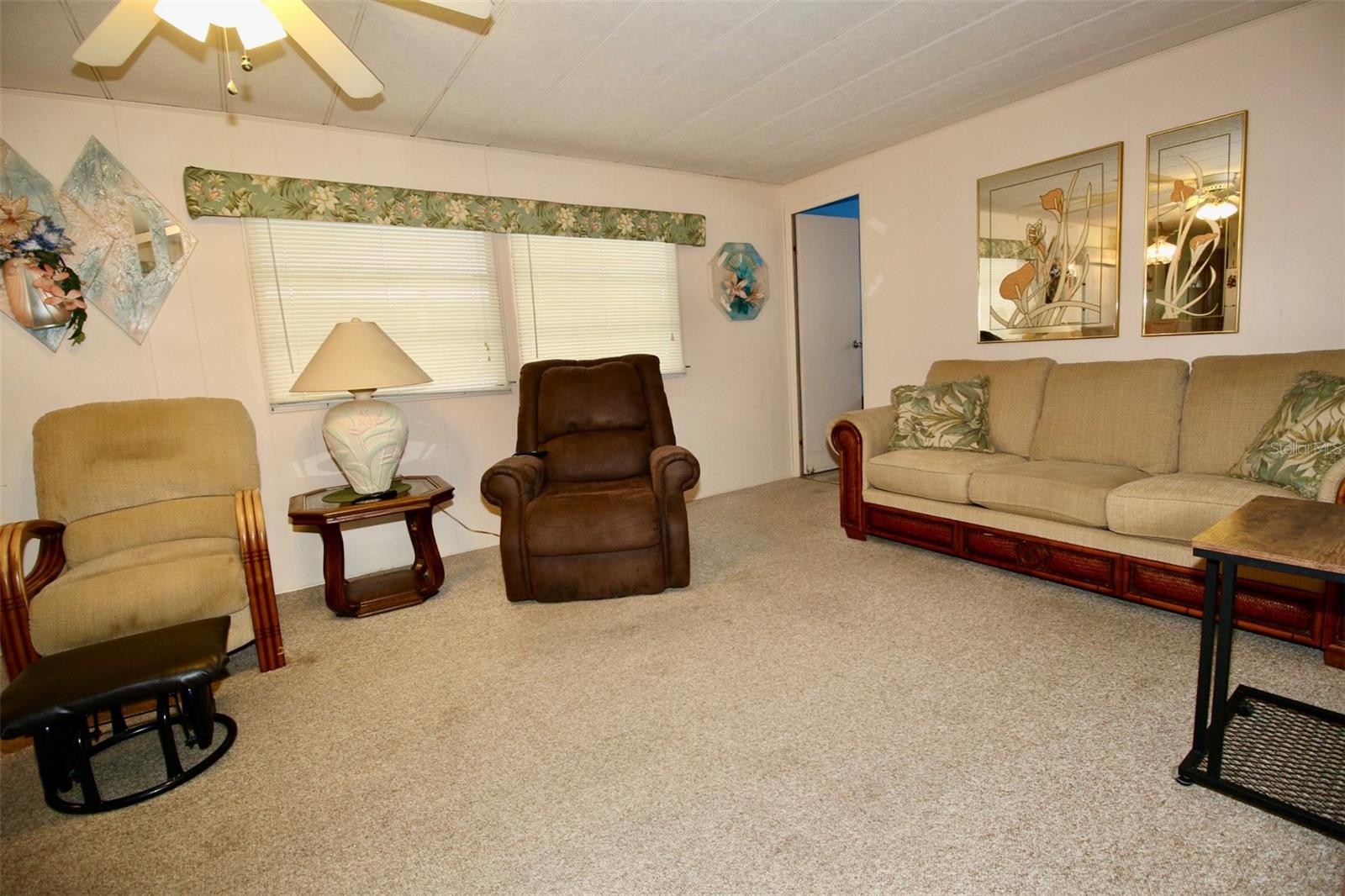 Image 18 of 46 For 82292 2nd Avenue N 292