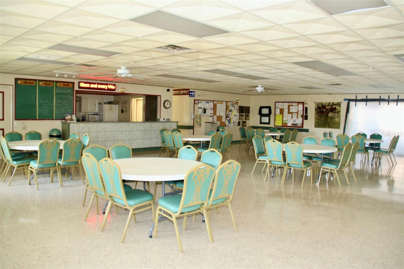 Image 34 of 46 For 82292 2nd Avenue N 292