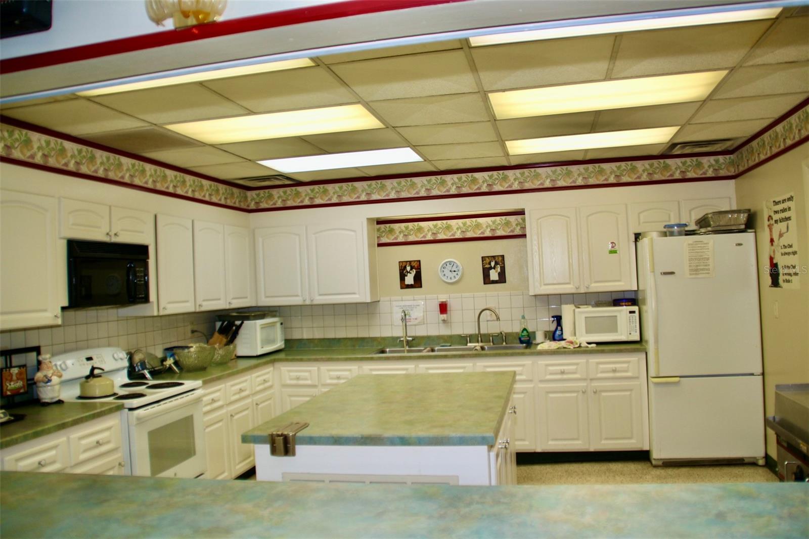 Image 36 of 46 For 82292 2nd Avenue N 292