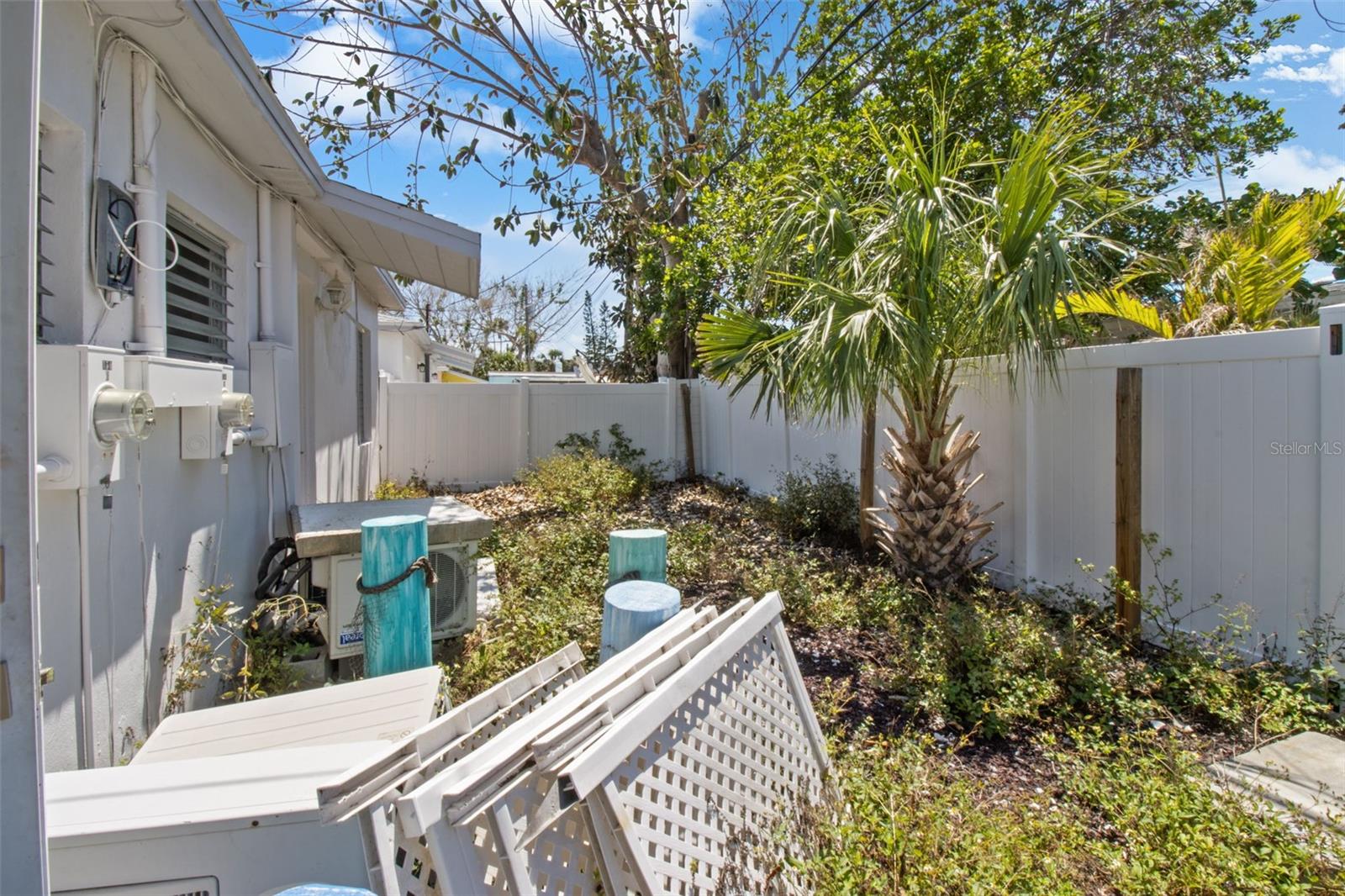 Image 11 of 26 For 154 147th Avenue E