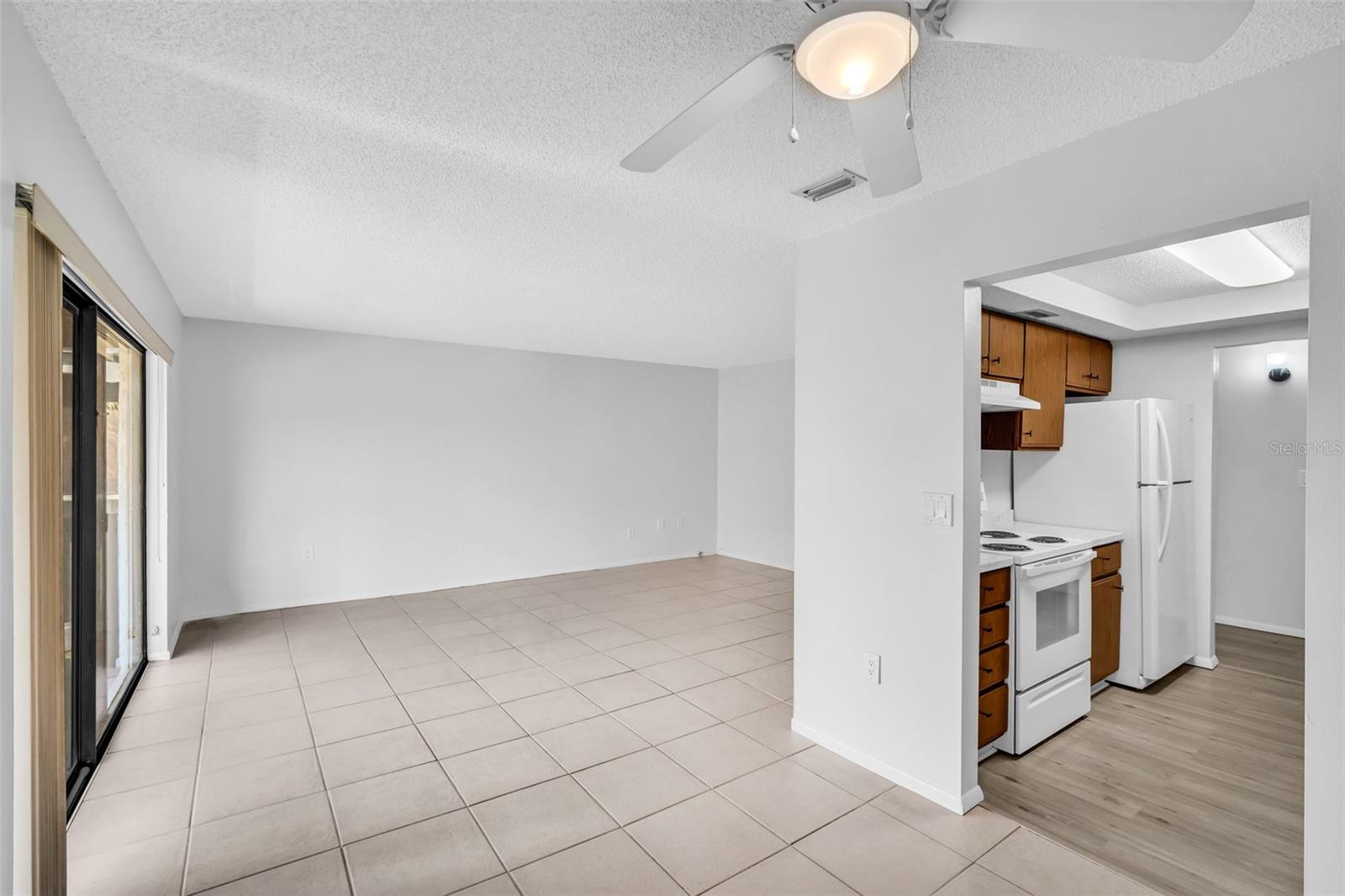 Image 10 of 28 For 776 116th Avenue N 1110