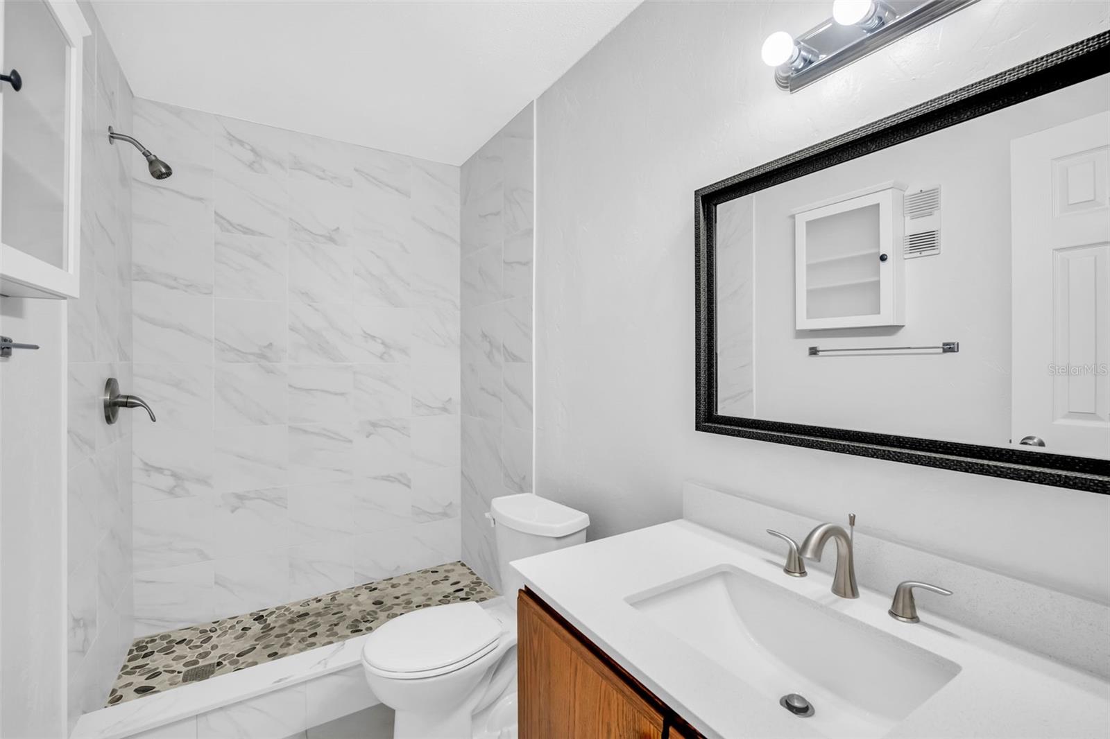 Image 17 of 28 For 776 116th Avenue N 1110