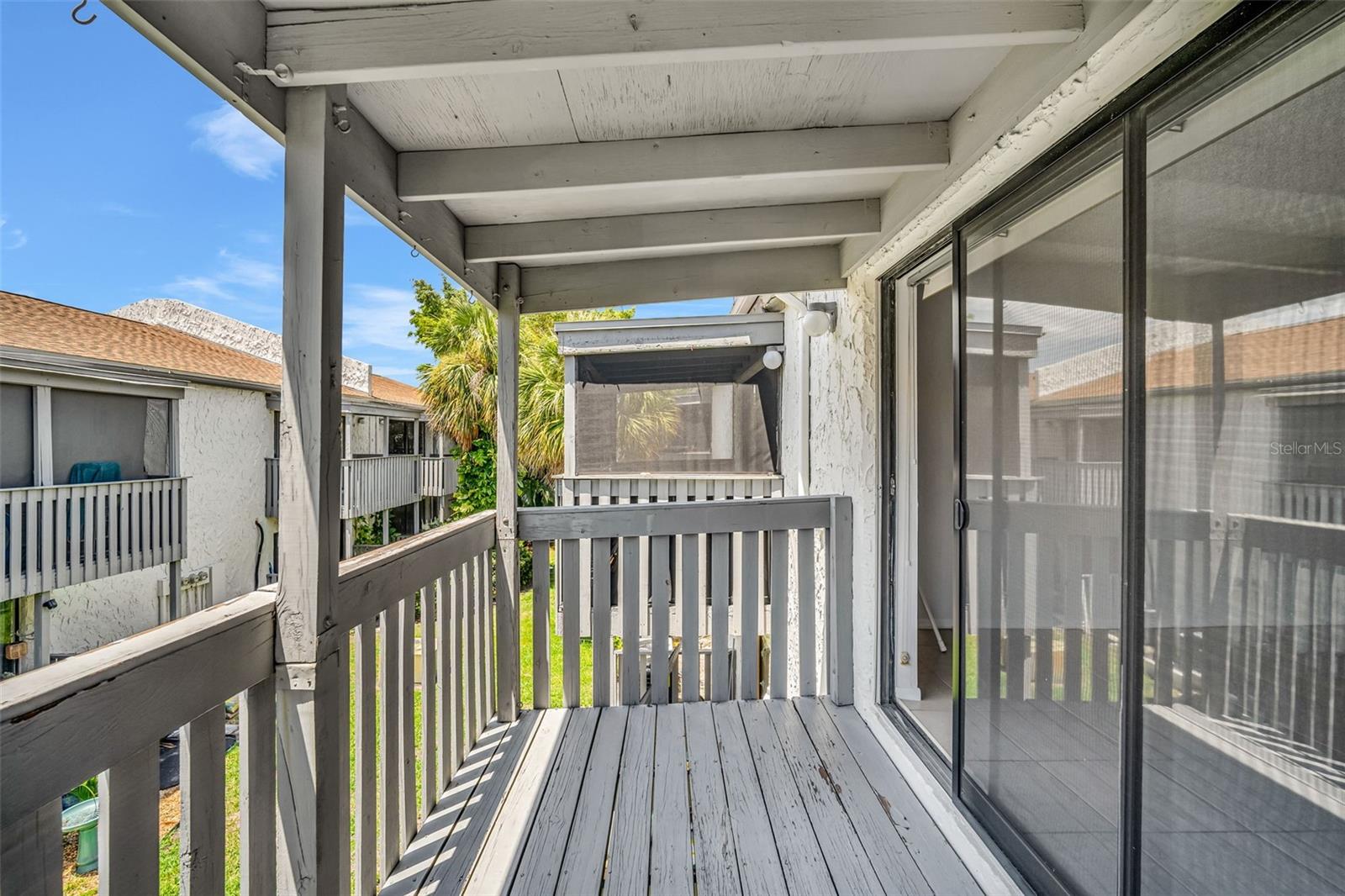 Image 19 of 28 For 776 116th Avenue N 1110