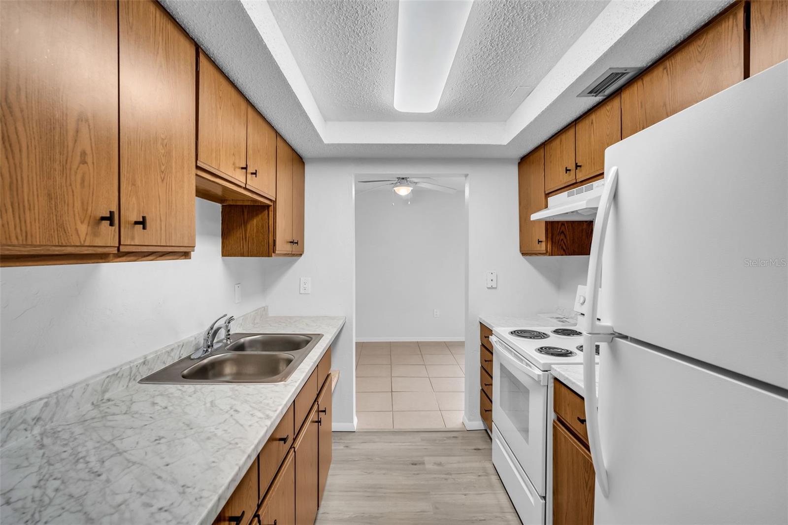 Image 9 of 28 For 776 116th Avenue N 1110