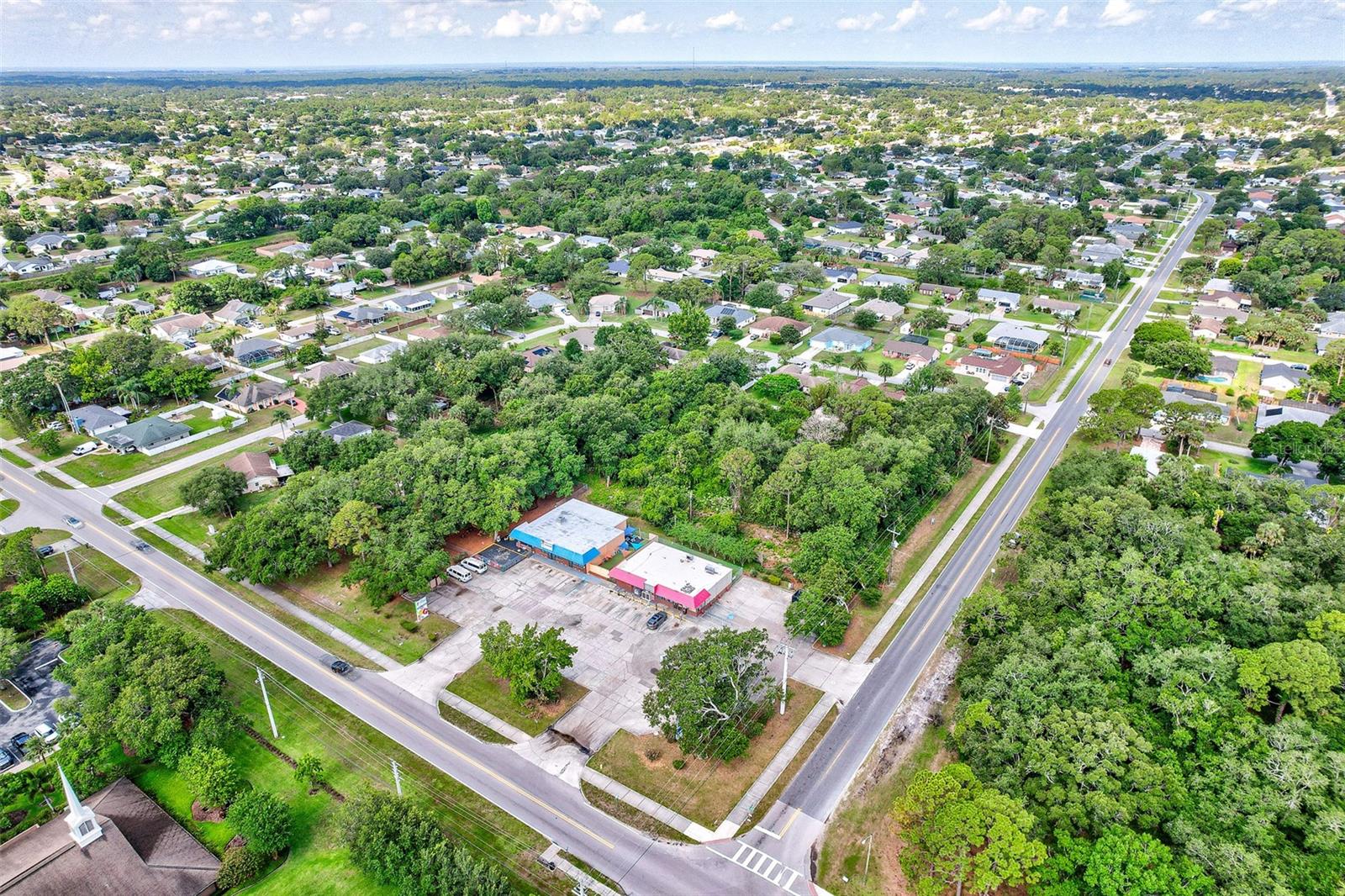 Image 9 of 14 For Americana Boulevard Ne