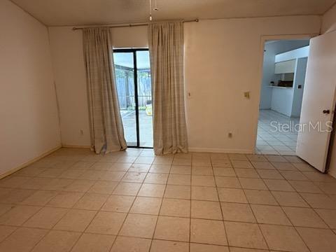 Image 12 of 28 For 10811 Candlin Court