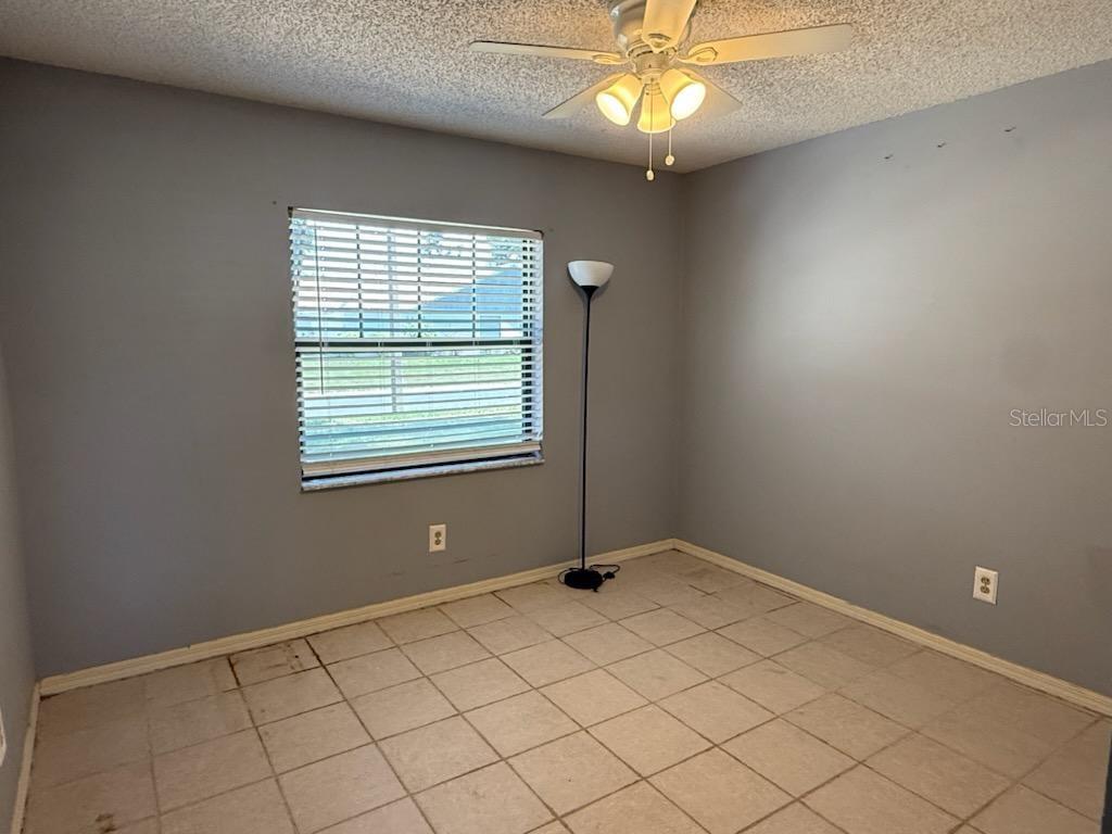 Image 6 of 28 For 10811 Candlin Court