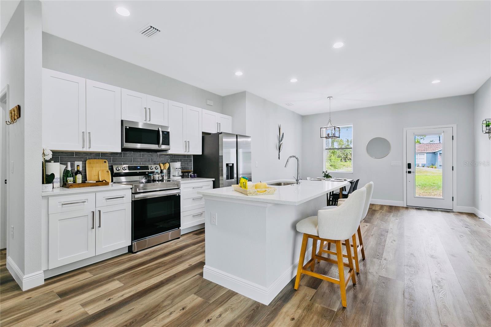 Image 10 of 29 For 9149 Willmington Boulevard