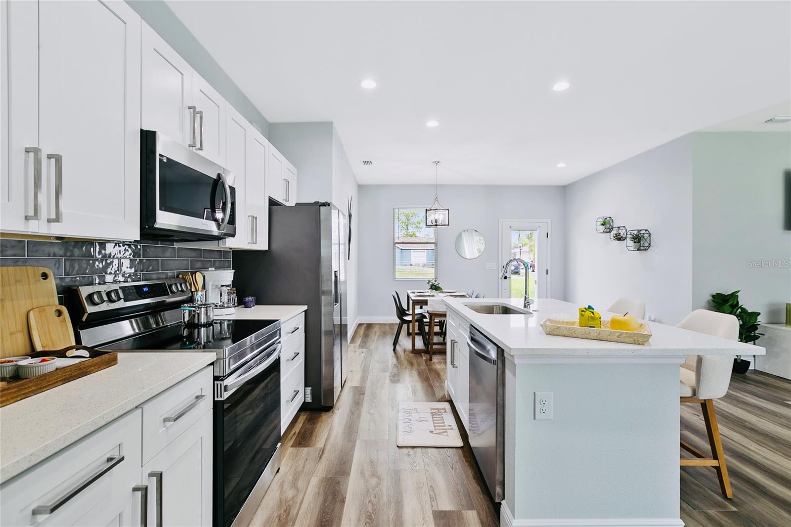 Image 11 of 29 For 9149 Willmington Boulevard