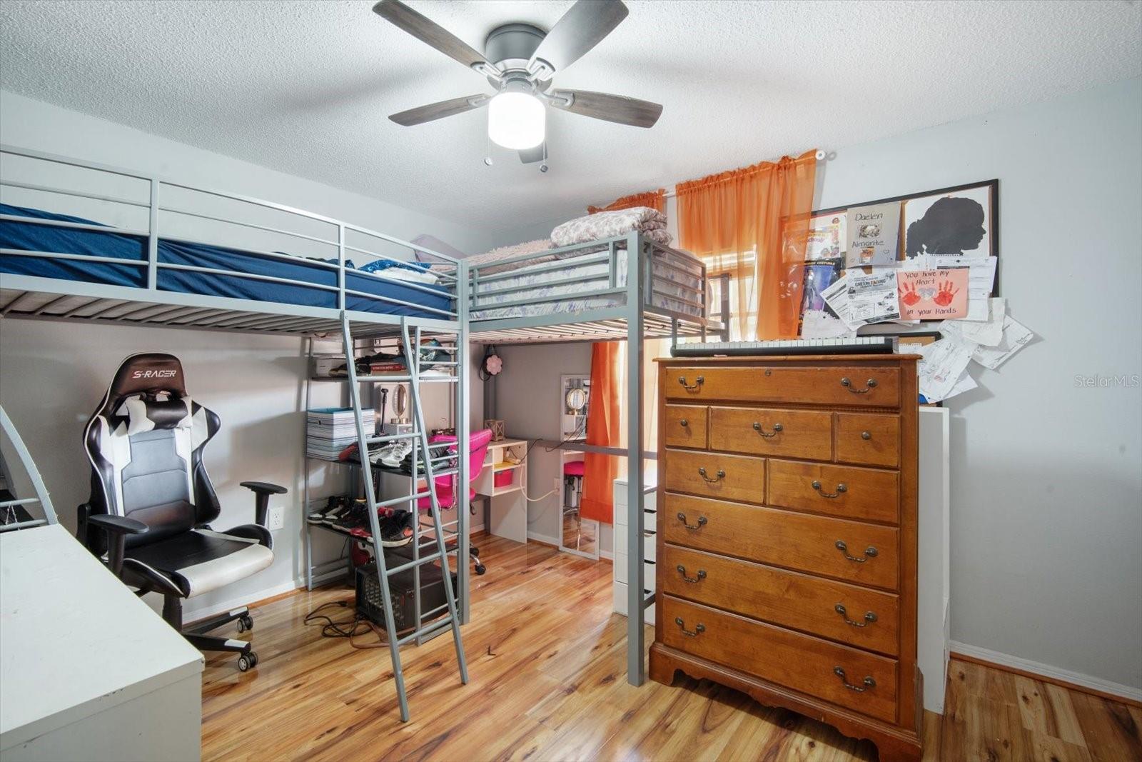 Image 11 of 19 For 5149 4th Street