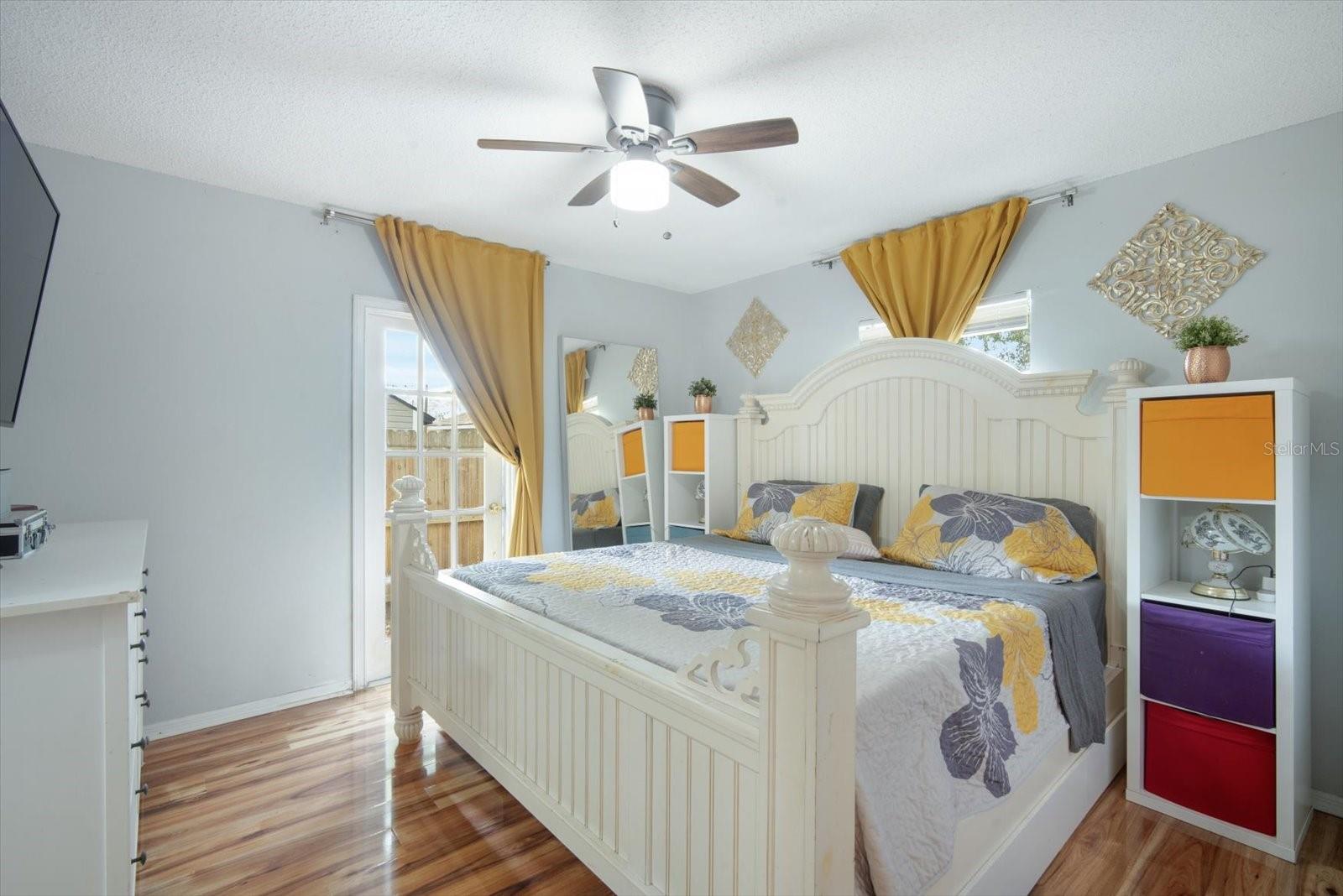 Image 14 of 19 For 5149 4th Street