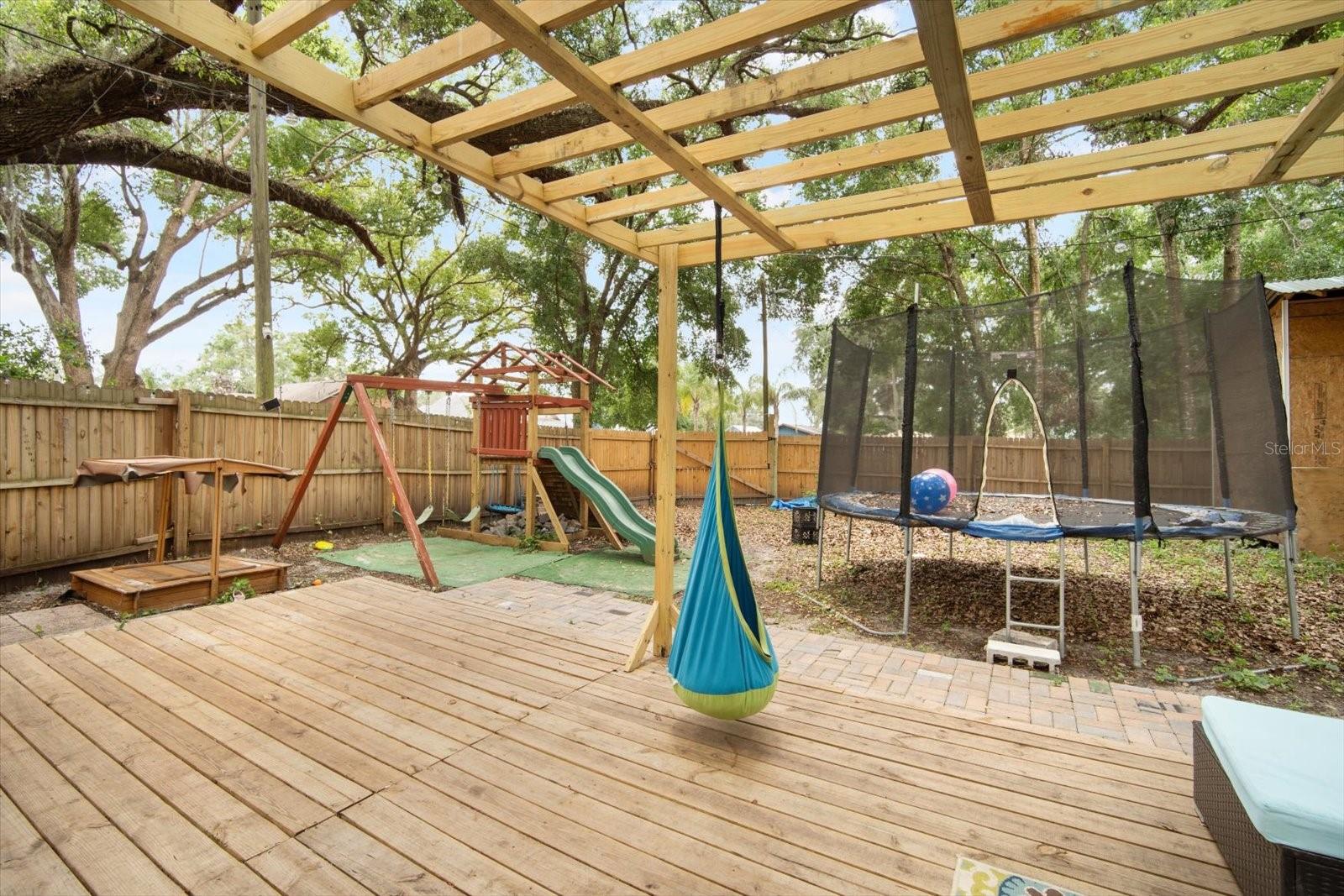 Image 16 of 19 For 5149 4th Street