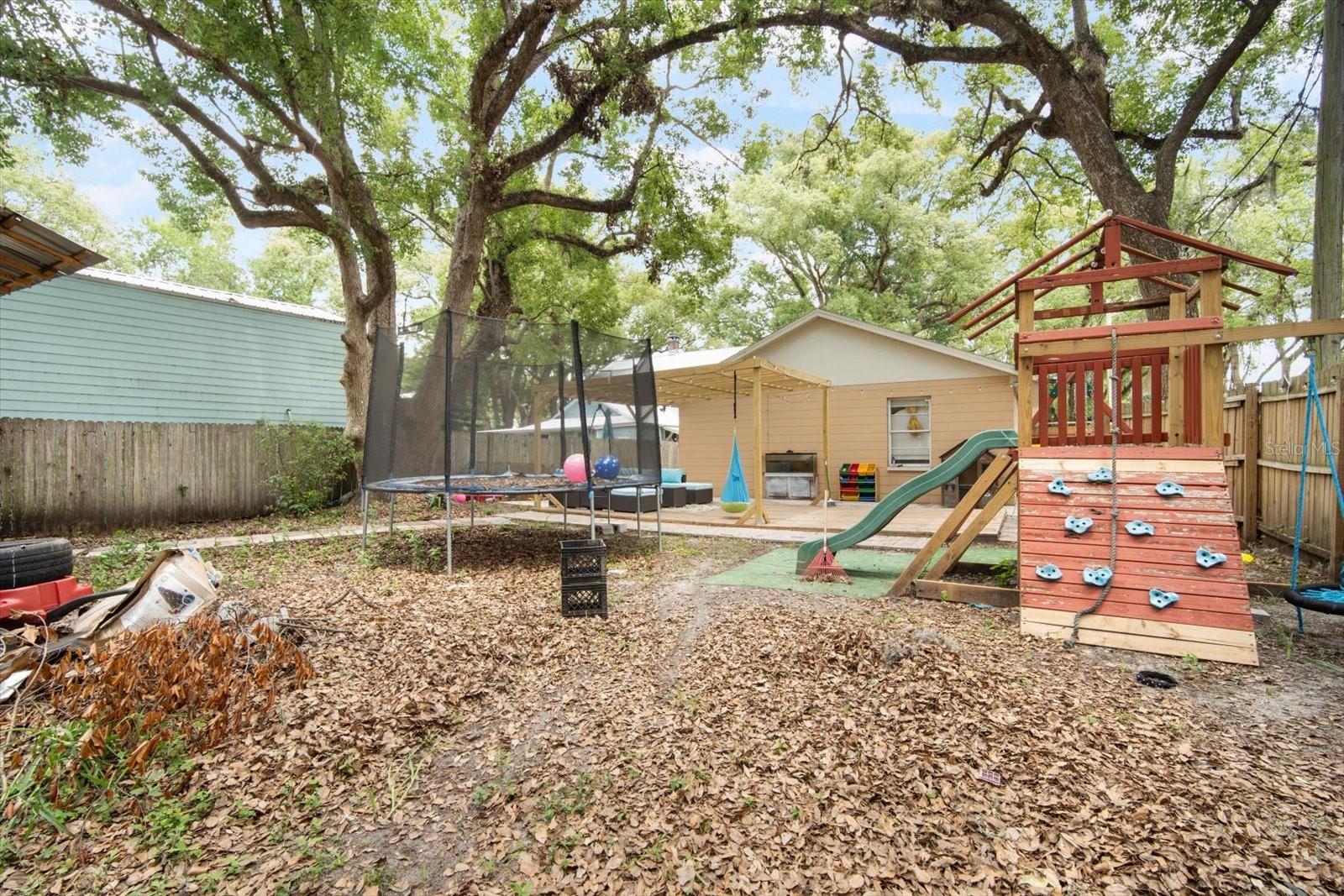 Image 17 of 19 For 5149 4th Street