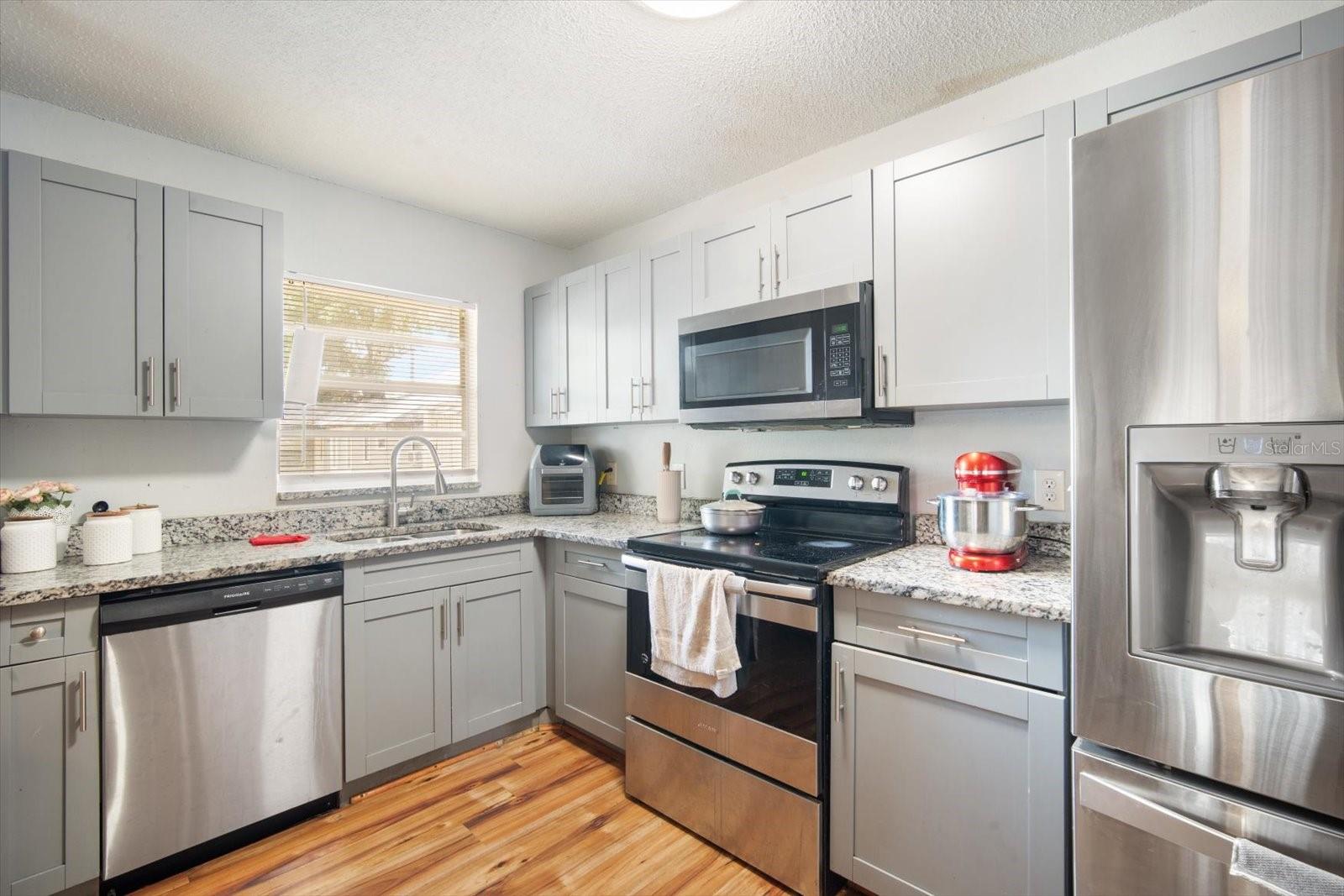 Image 9 of 19 For 5149 4th Street
