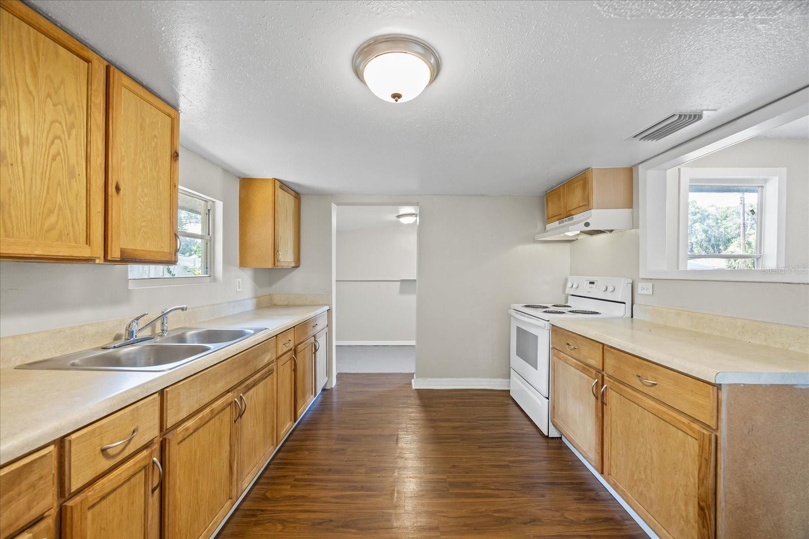 Image 11 of 28 For 4804 18th Street
