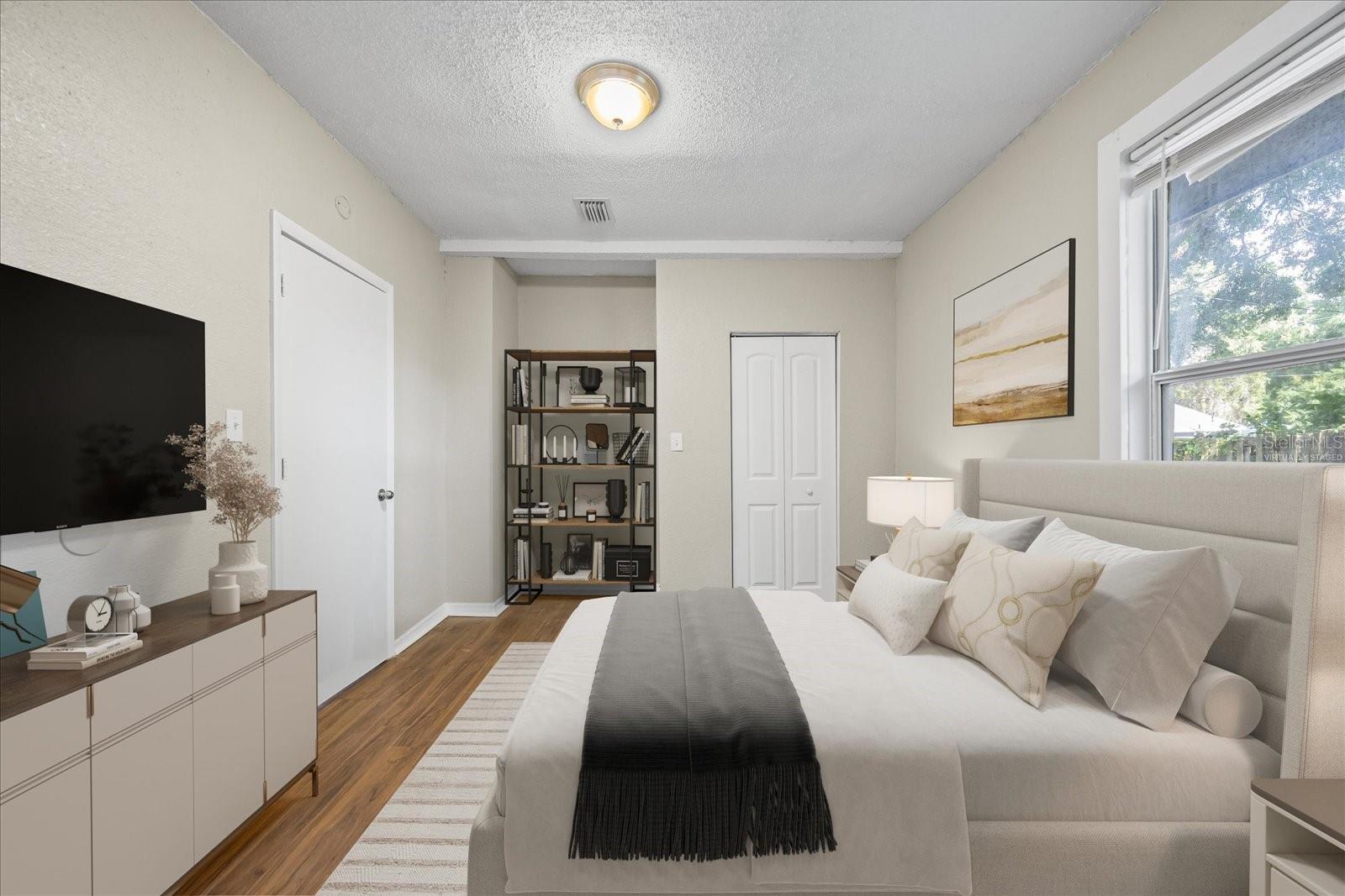 Image 17 of 28 For 4804 18th Street