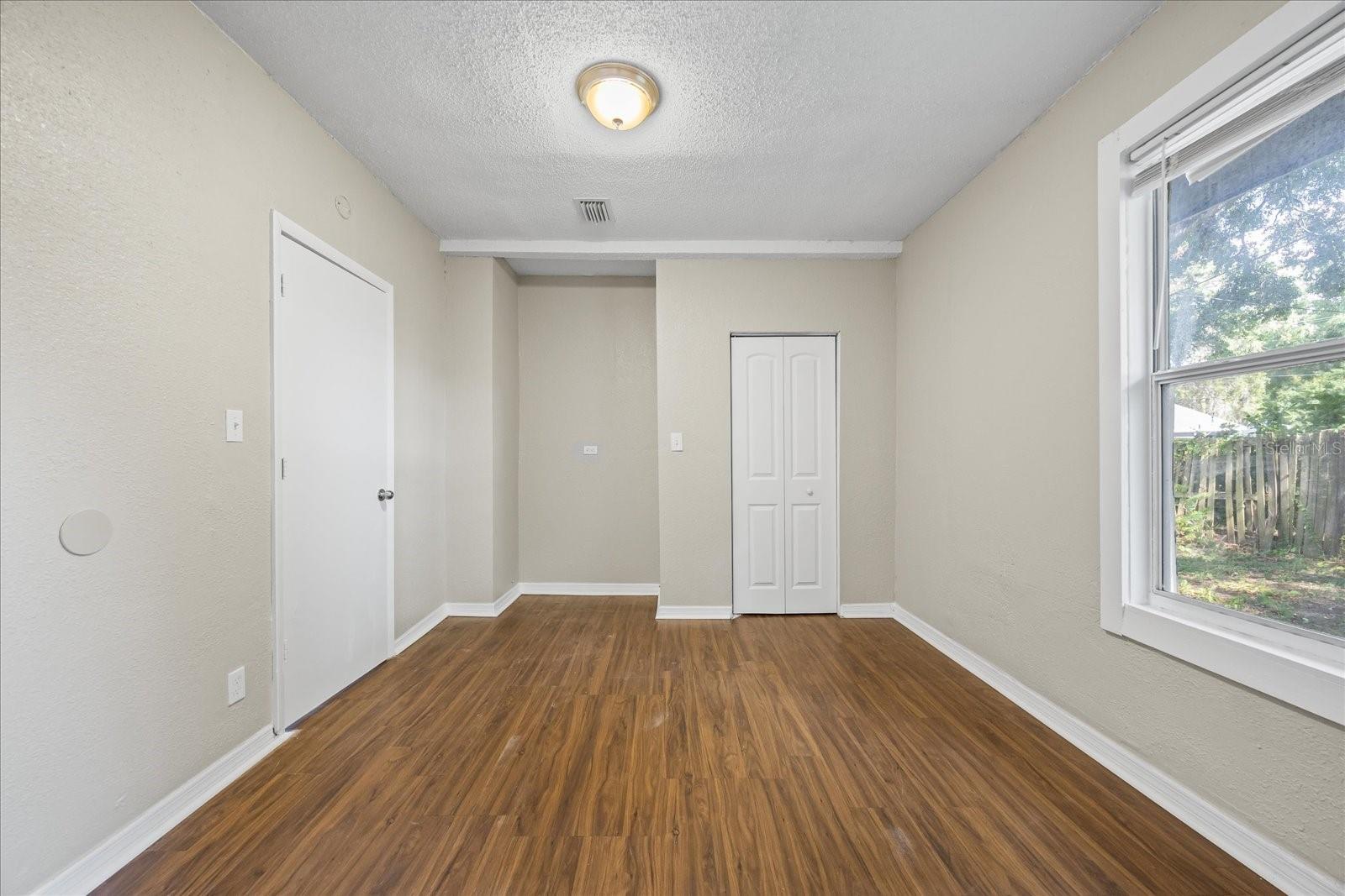 Image 18 of 28 For 4804 18th Street