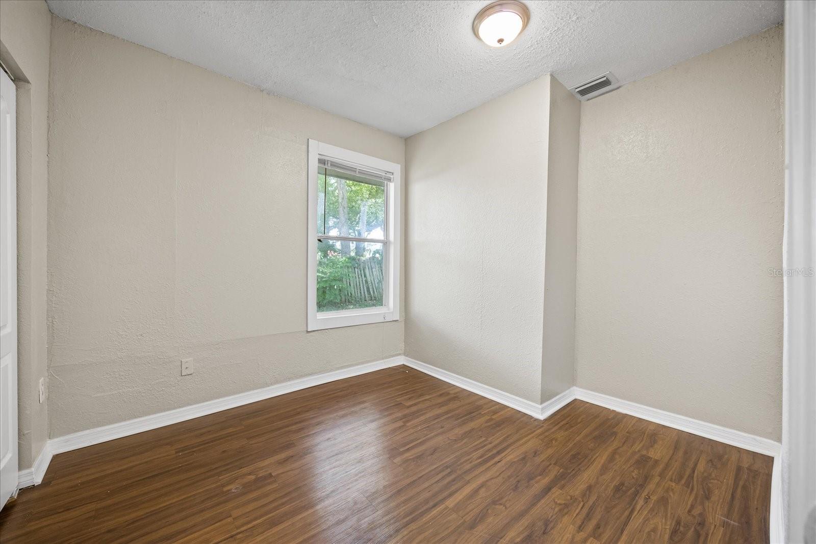 Image 20 of 28 For 4804 18th Street