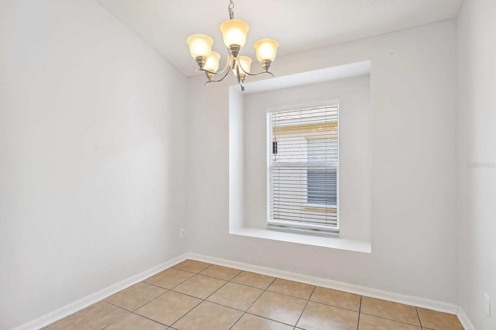 Image 12 of 38 For 8559 Canterbury Lake Boulevard