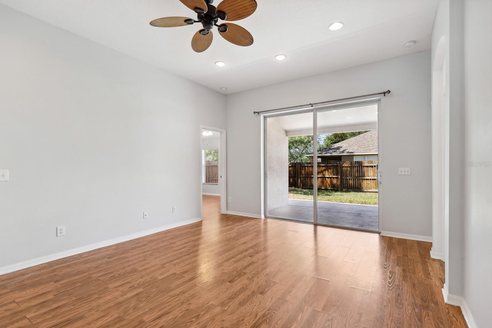 Image 16 of 38 For 8559 Canterbury Lake Boulevard