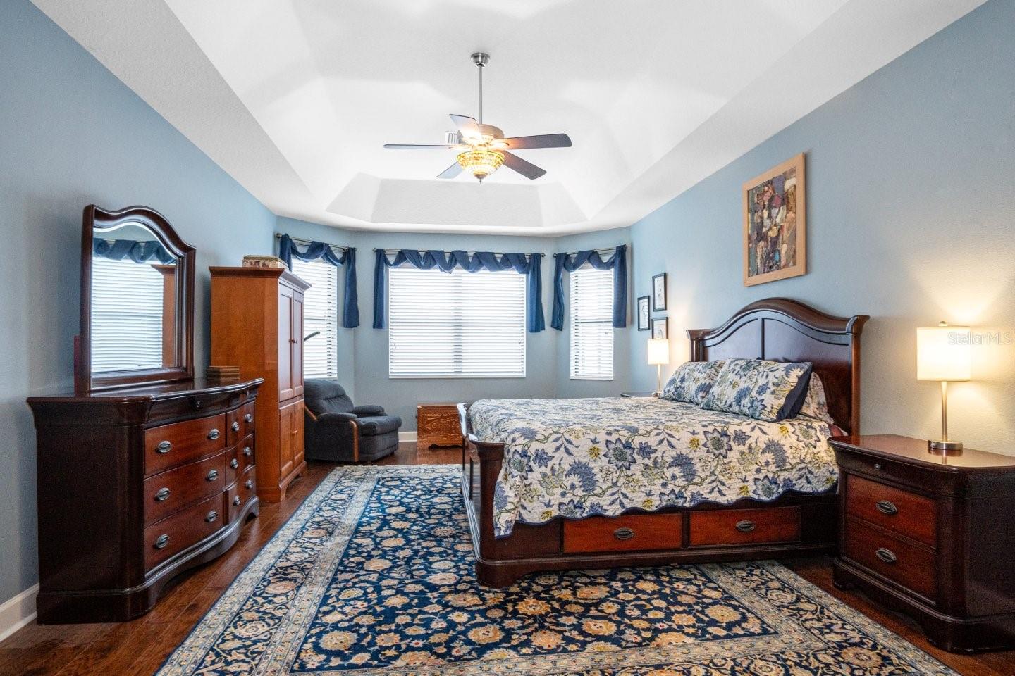 Listing photo id 16 for 8511 White Poplar Drive