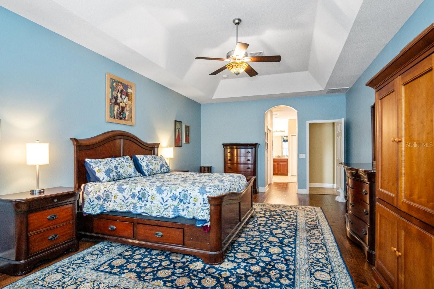 Listing photo id 18 for 8511 White Poplar Drive