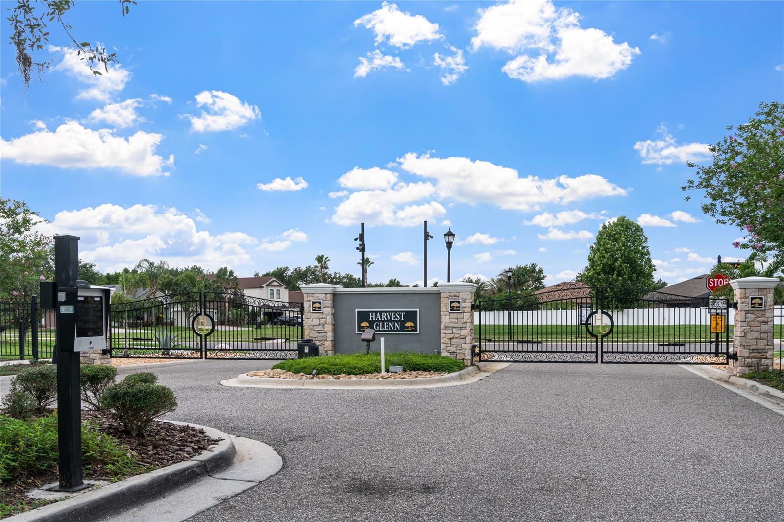 Listing photo id 39 for 8511 White Poplar Drive