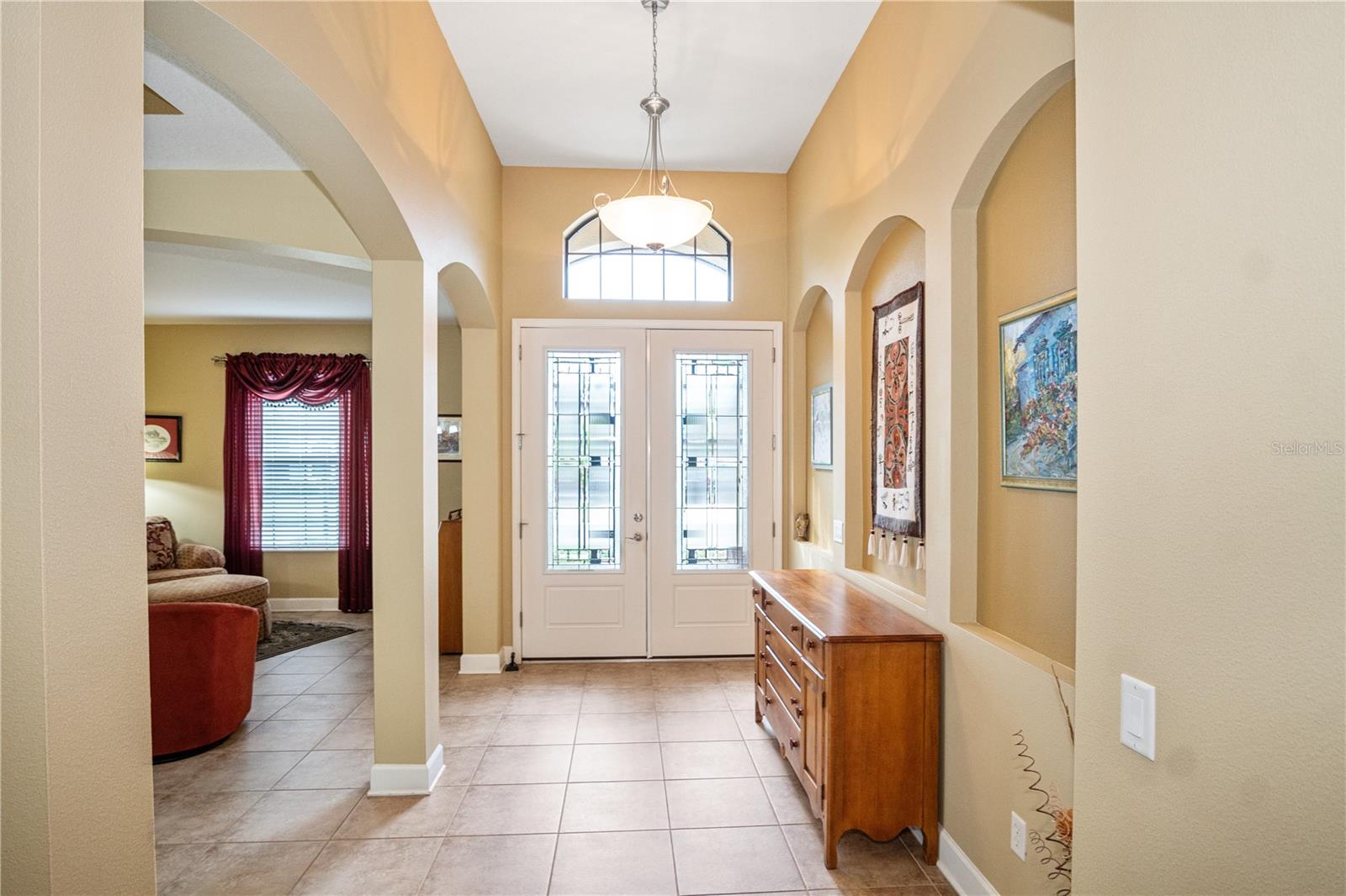 Listing photo id 5 for 8511 White Poplar Drive