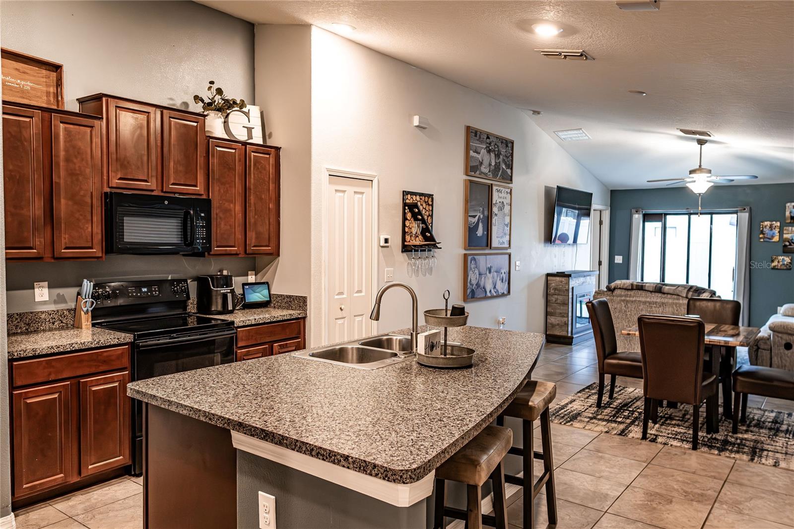 Image 12 of 16 For 12720 Hampton Hill Drive