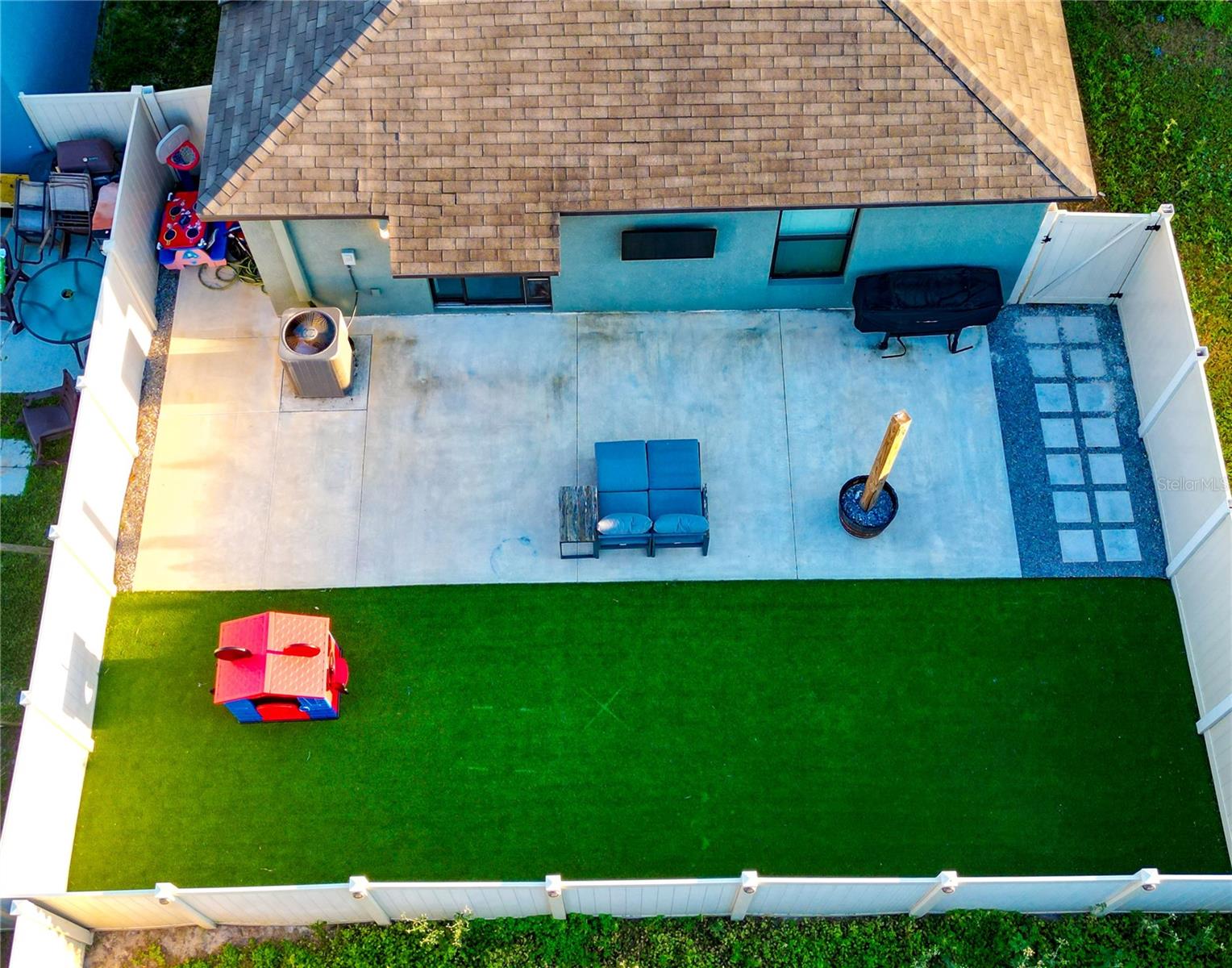 Image 5 of 16 For 12720 Hampton Hill Drive