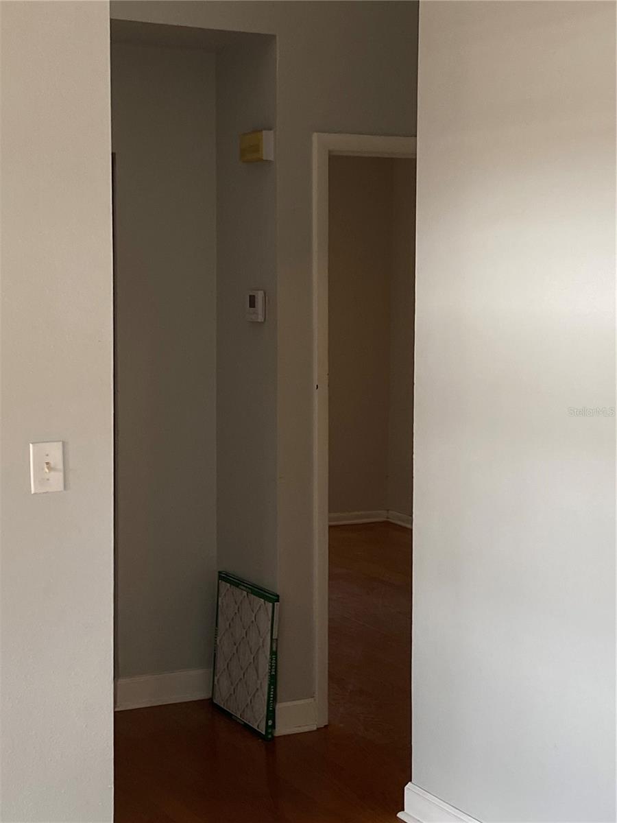 Image 47 of 61 For 3002 Cleveland Street D11