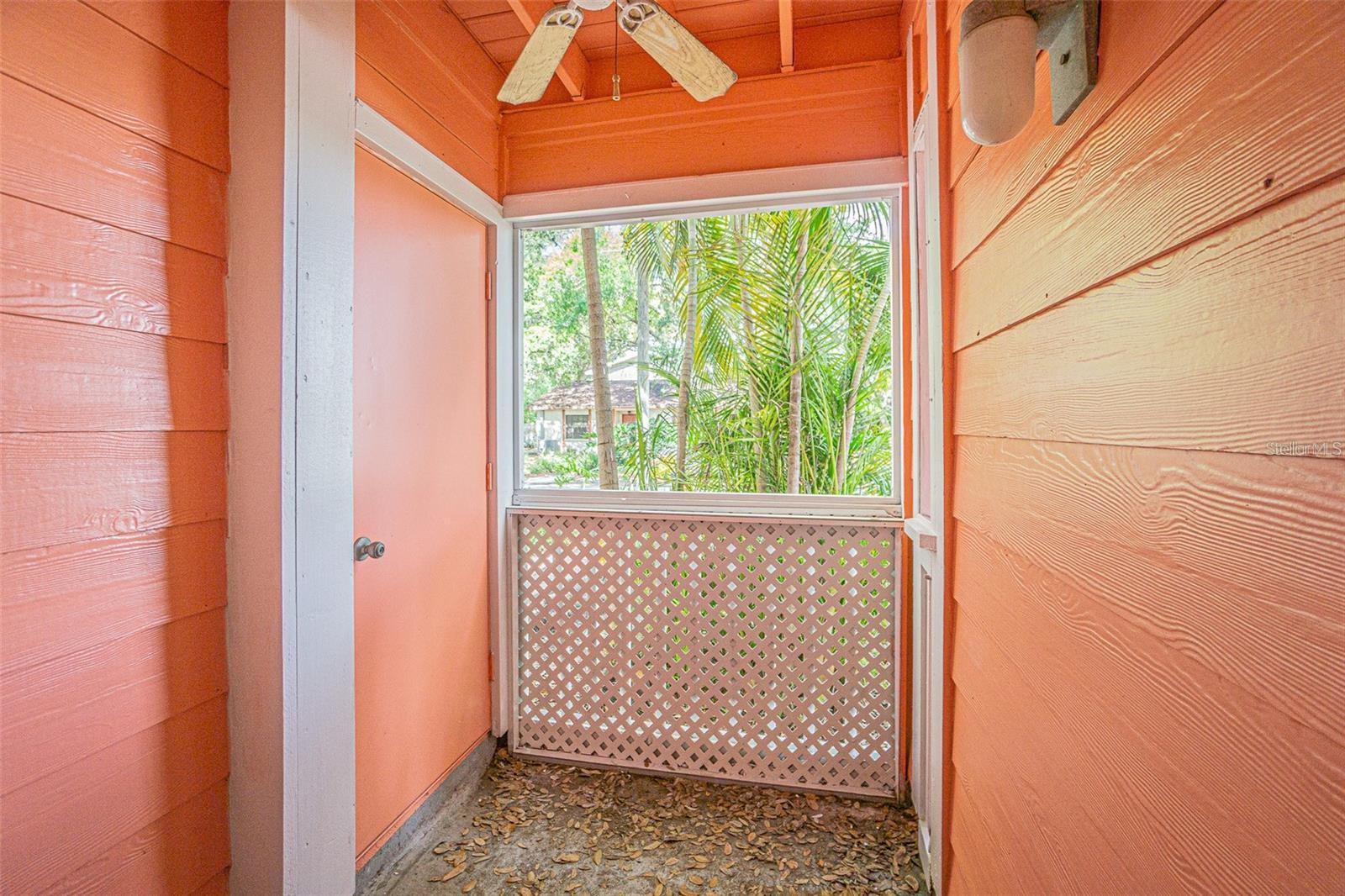 Image 6 of 8 For 3002 Cleveland Street D11
