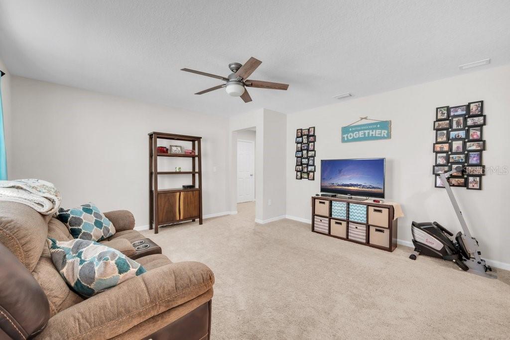 Image 17 of 36 For 14643 Brumby Ridge Avenue