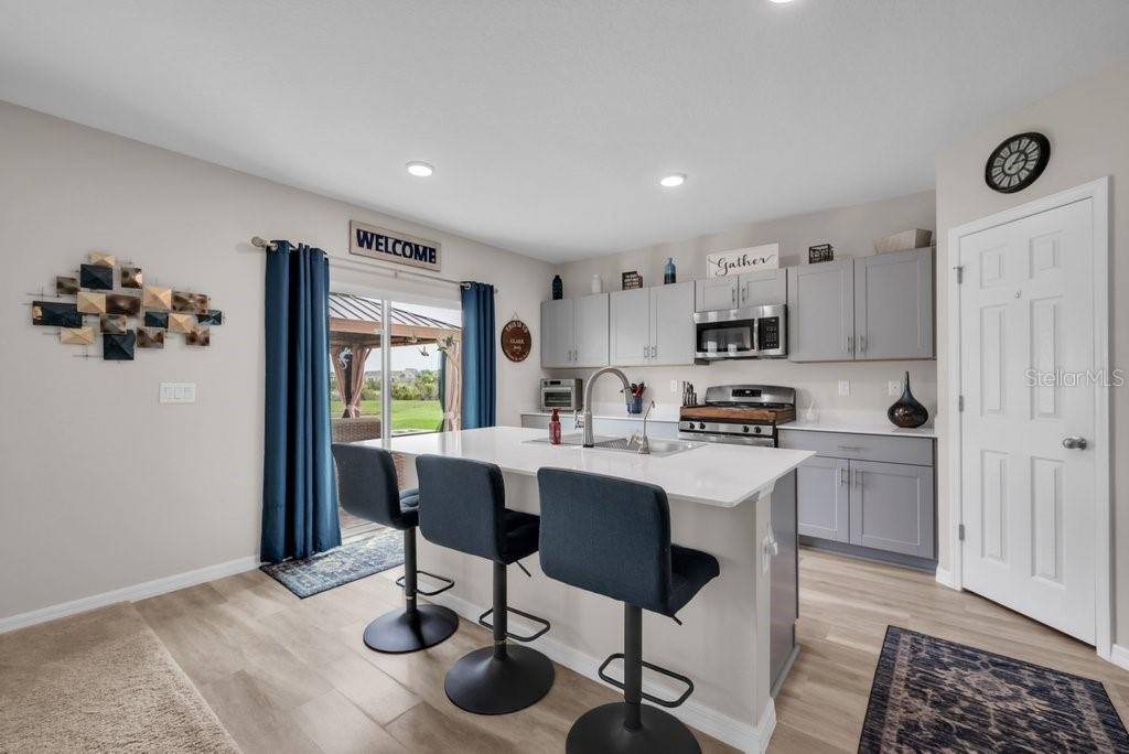 Image 9 of 36 For 14643 Brumby Ridge Avenue