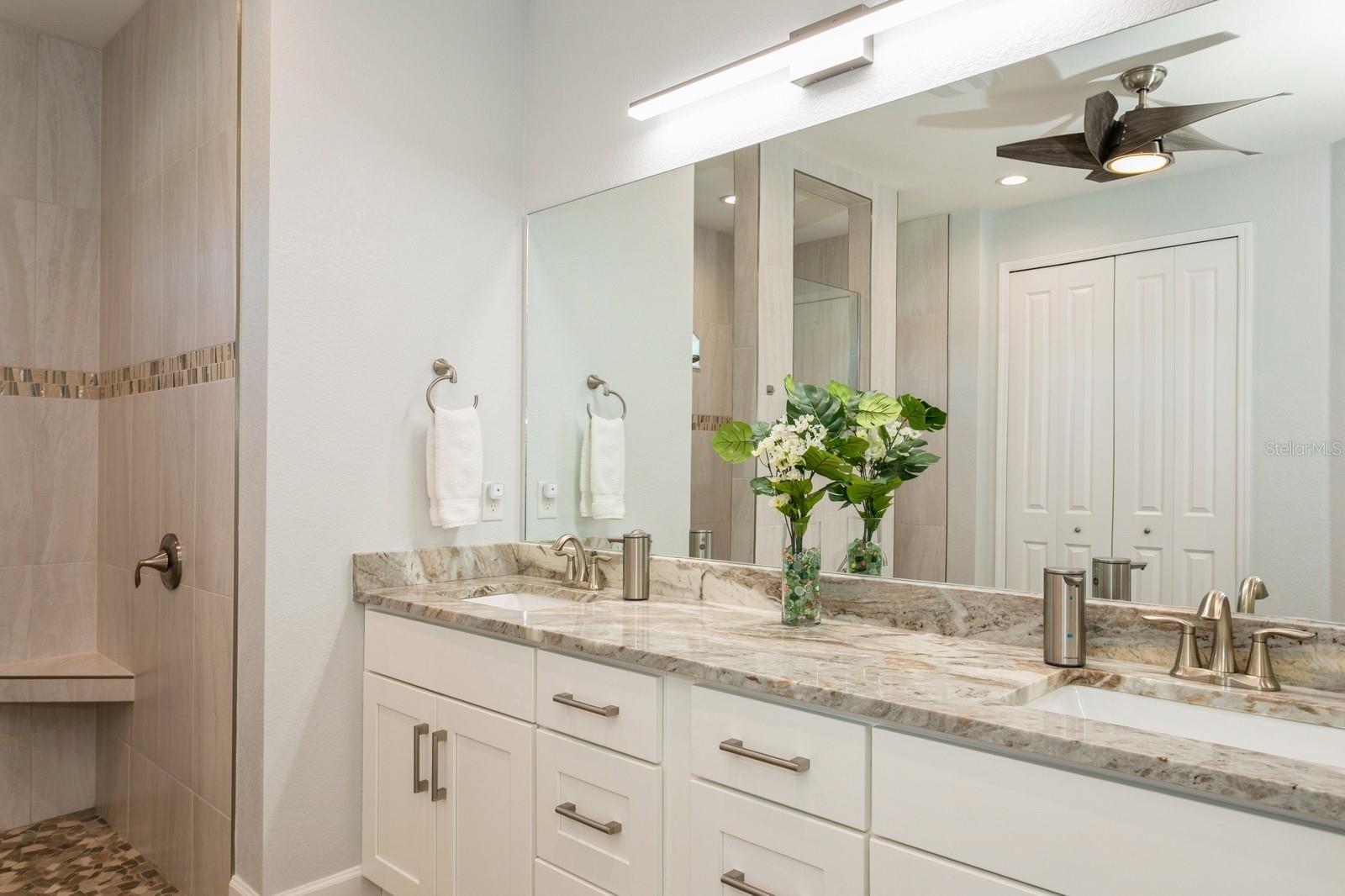 Image 32 of 57 For 180 Rotonda Boulevard N
