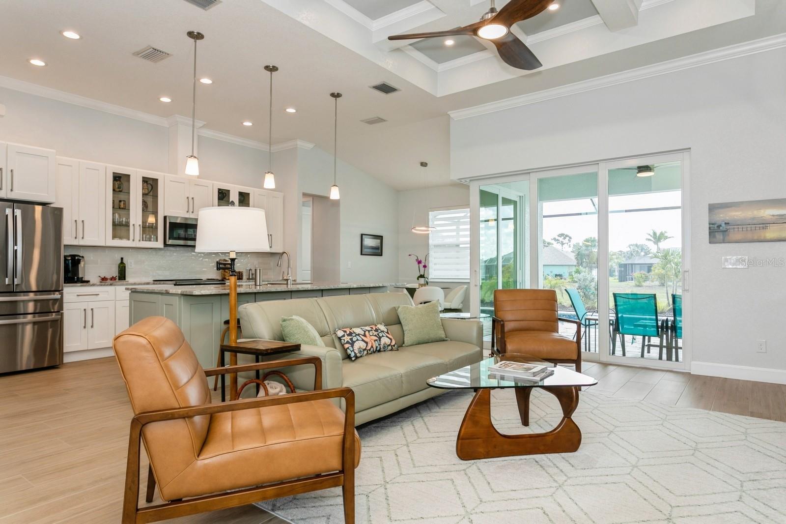 Image 7 of 57 For 180 Rotonda Boulevard N
