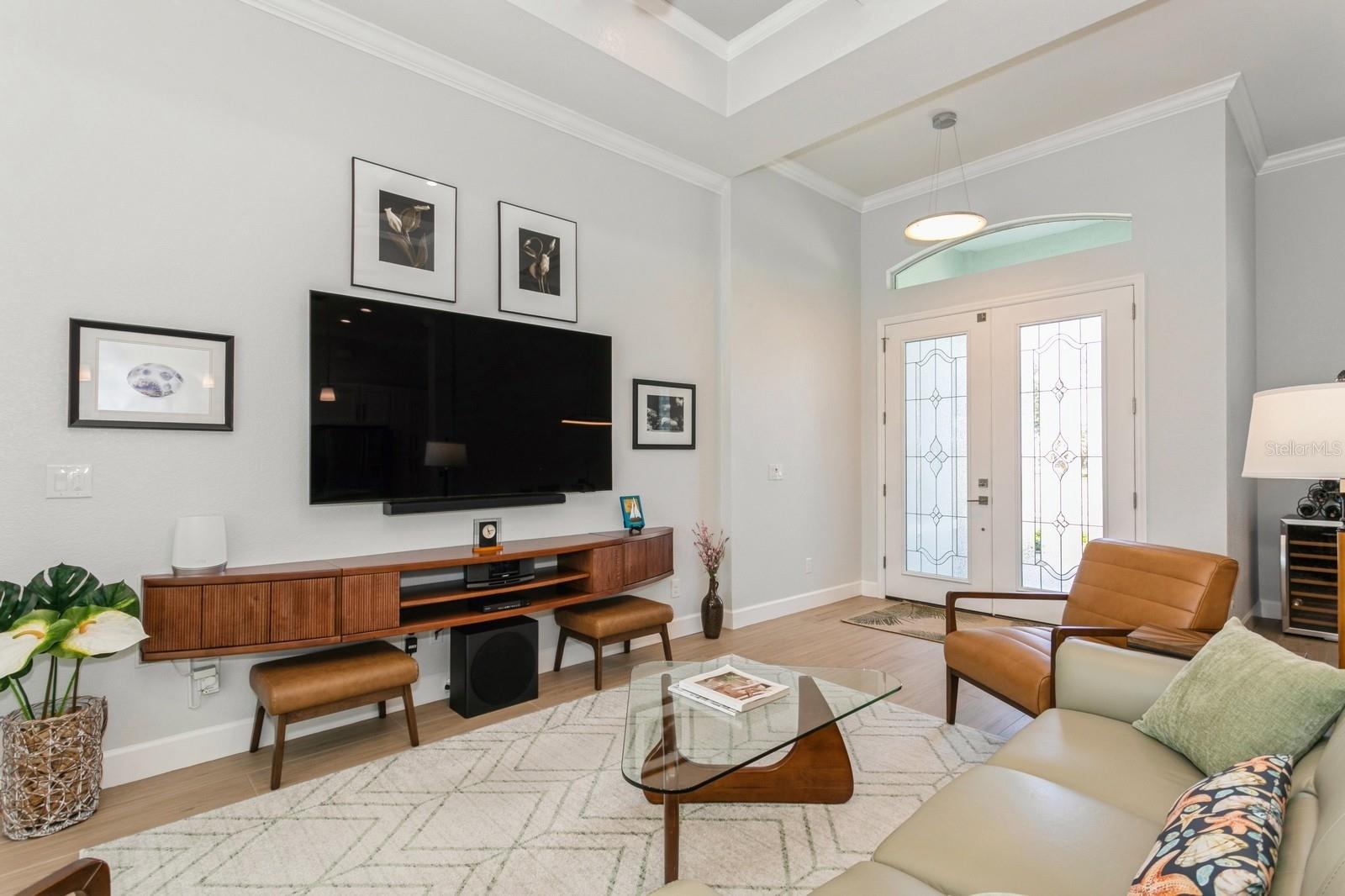 Image 9 of 57 For 180 Rotonda Boulevard N