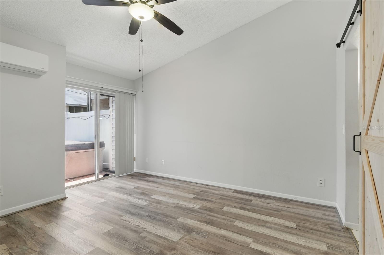 Image 13 of 33 For 16109 Rambling Vine Drive E
