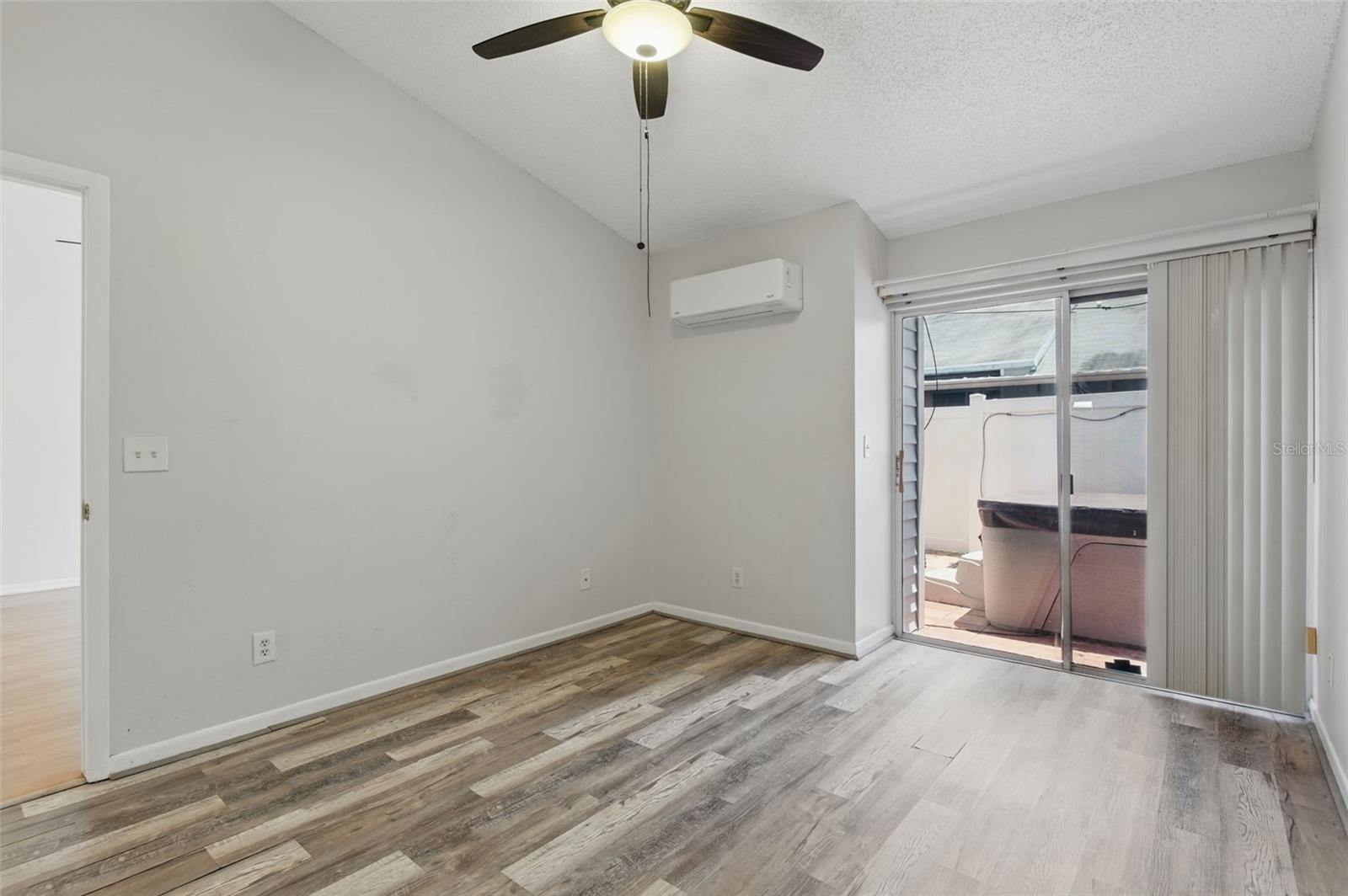 Image 14 of 33 For 16109 Rambling Vine Drive E