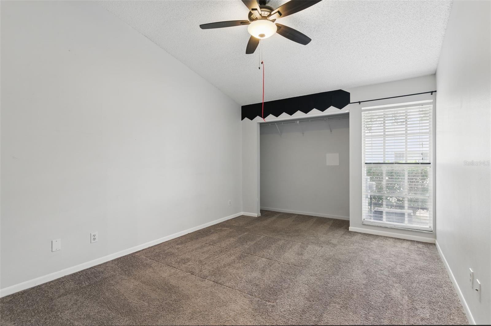 Image 21 of 33 For 16109 Rambling Vine Drive E