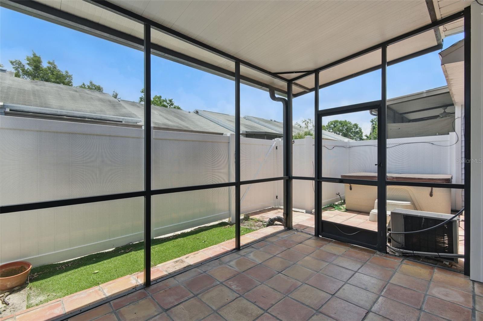 Image 23 of 33 For 16109 Rambling Vine Drive E
