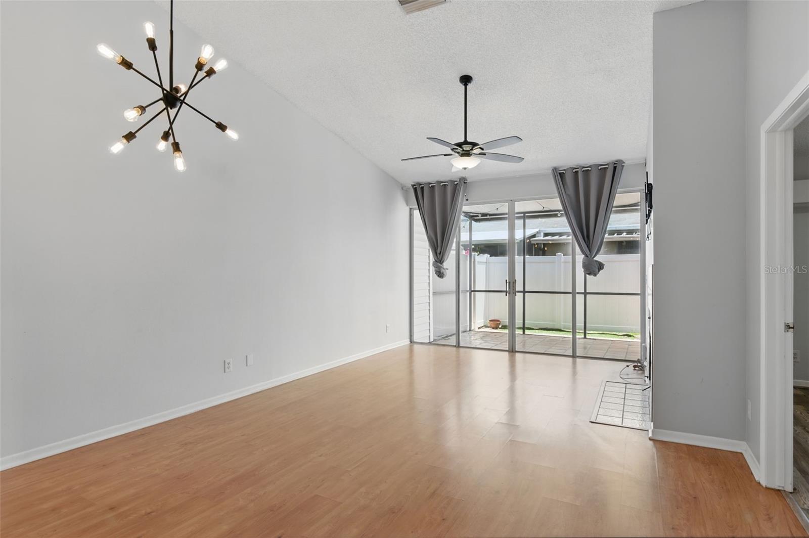 Image 6 of 33 For 16109 Rambling Vine Drive E