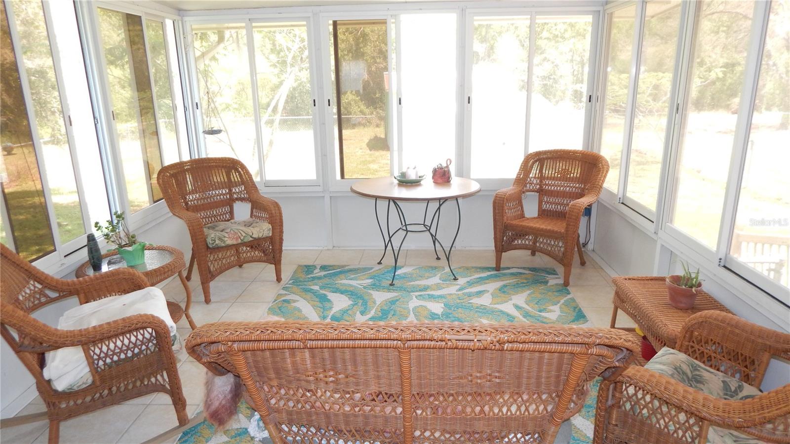 Listing photo id 16 for 5287 Azalea Circle