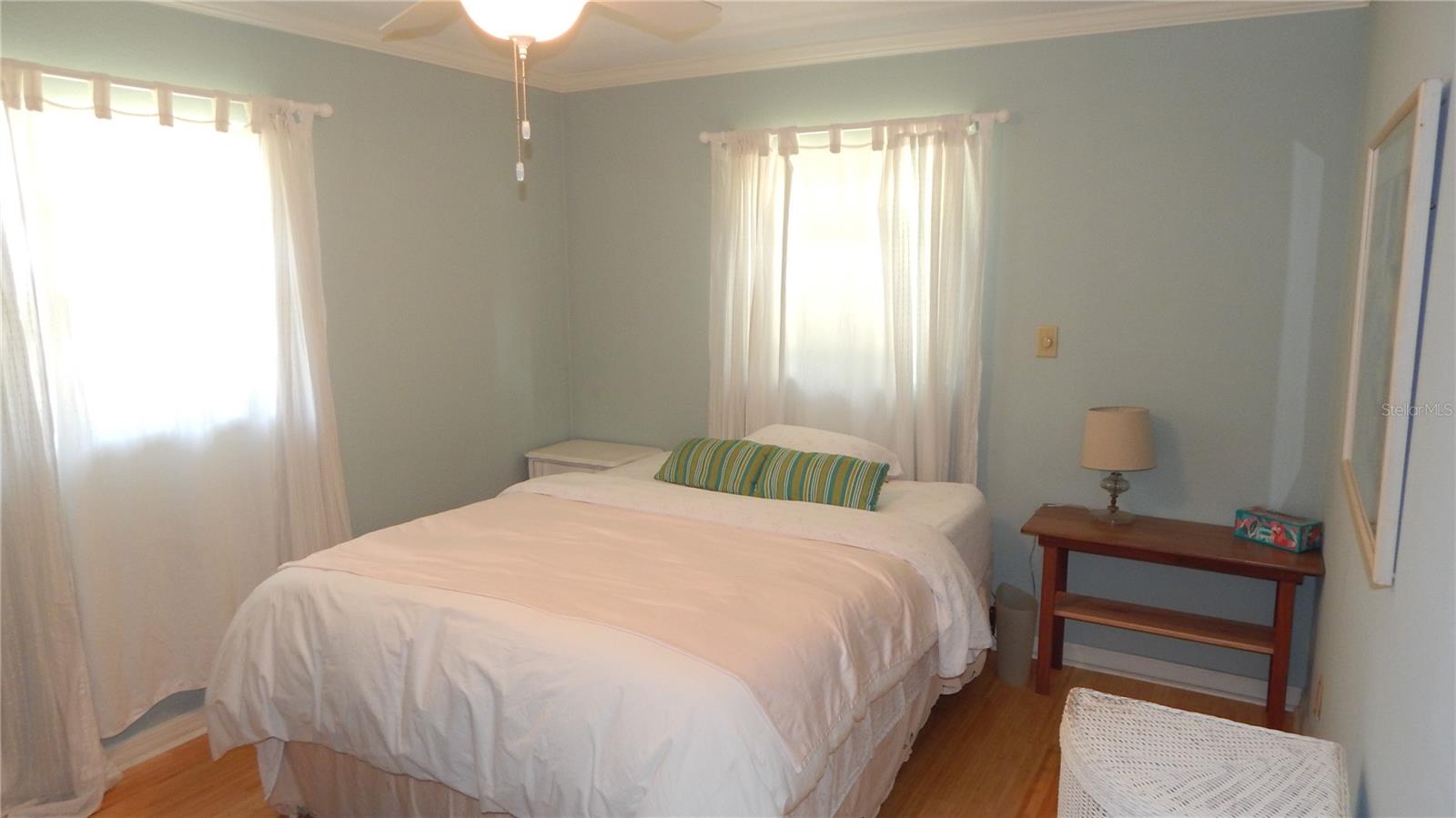 Listing photo id 24 for 5287 Azalea Circle