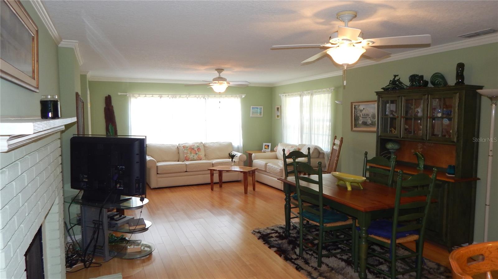Listing photo id 31 for 5287 Azalea Circle